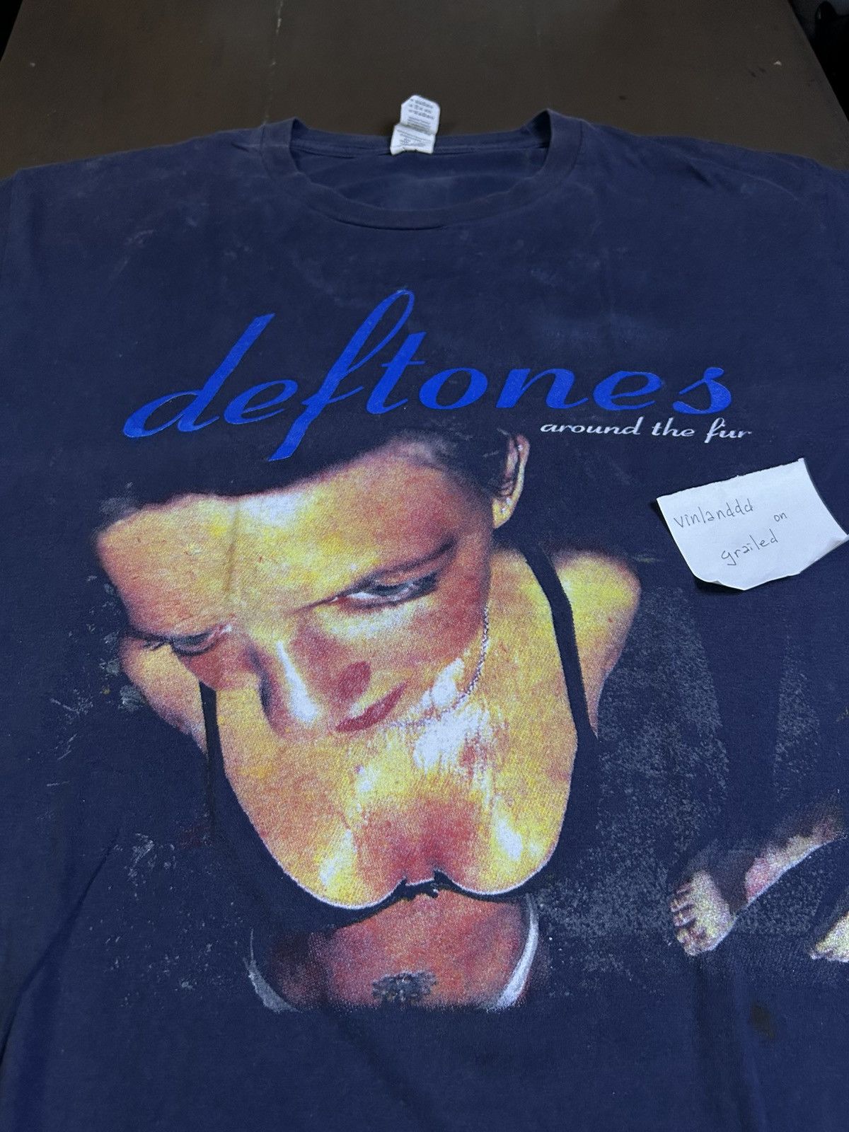 Band Tees Deftones Around the Fur Parking Lot Bootleg T-shirt Size US XL / EU 56 / 4 - 2 Thumbnail