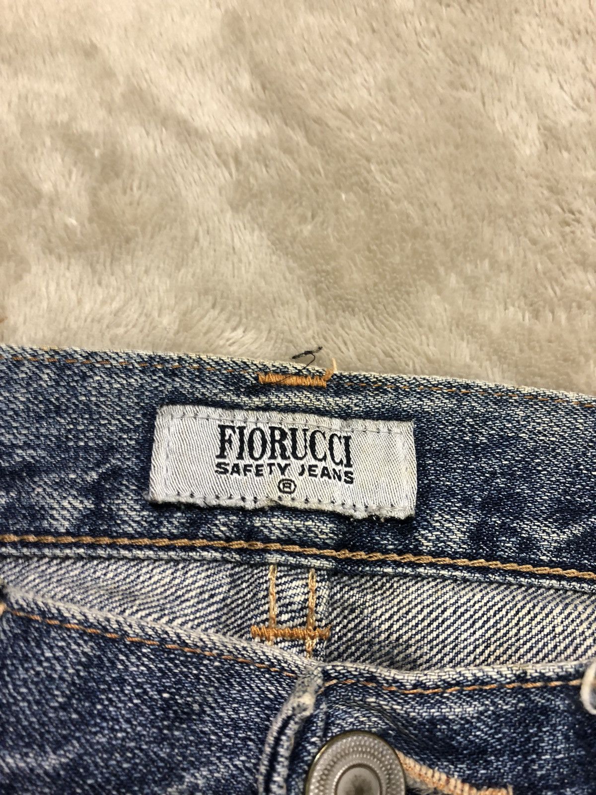 Fiorucci × Vintage Vintage Fiorucci Distressed Denim Straight Cut Made In Japan Size US 28 / EU 44 - 7 Thumbnail