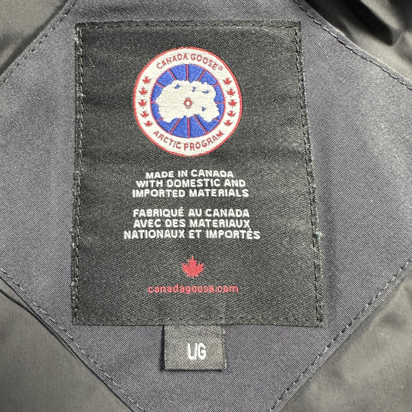Canada Goose Canada Goose Emory Fur Navy - Size L - RRP £1375 Size US L / EU 52-54 / 3 - 10 Thumbnail