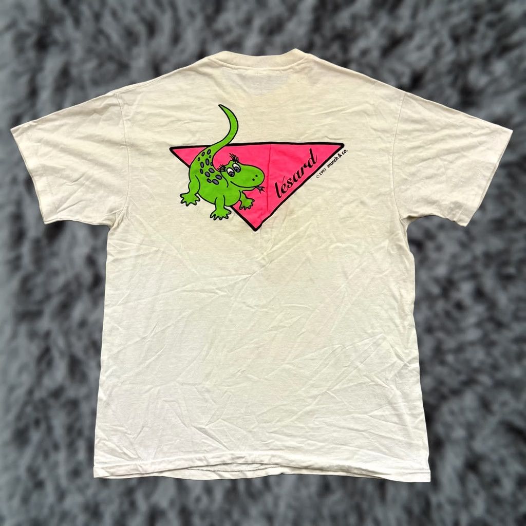 Hanes VINTAGE Hanes T-Shirt Adult Large White Crew Neck Short Sleeve 90s Dinosaur USA Mens Size US L / EU 52-54 / 3 - 1 Thumbnail