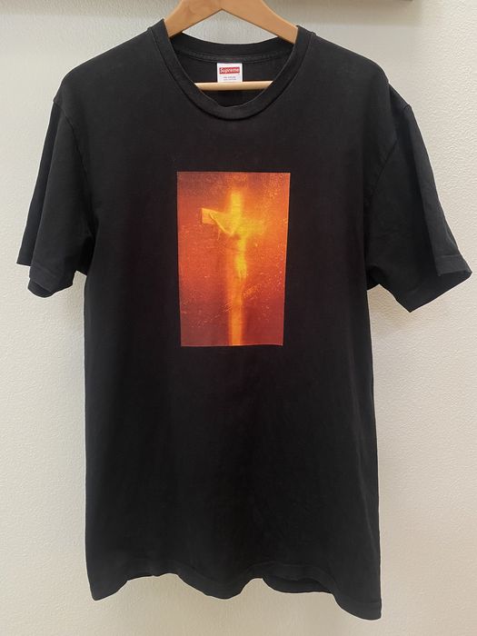 安心の長期保証 Supreme ANDRES SERRANO PISS CHRIS TEE - メンズ