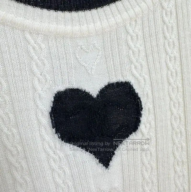 Chanel Chanel Cream Sweater with Black Details for Women . Size M / US 6-8 / IT 42-44 - 2 Thumbnail