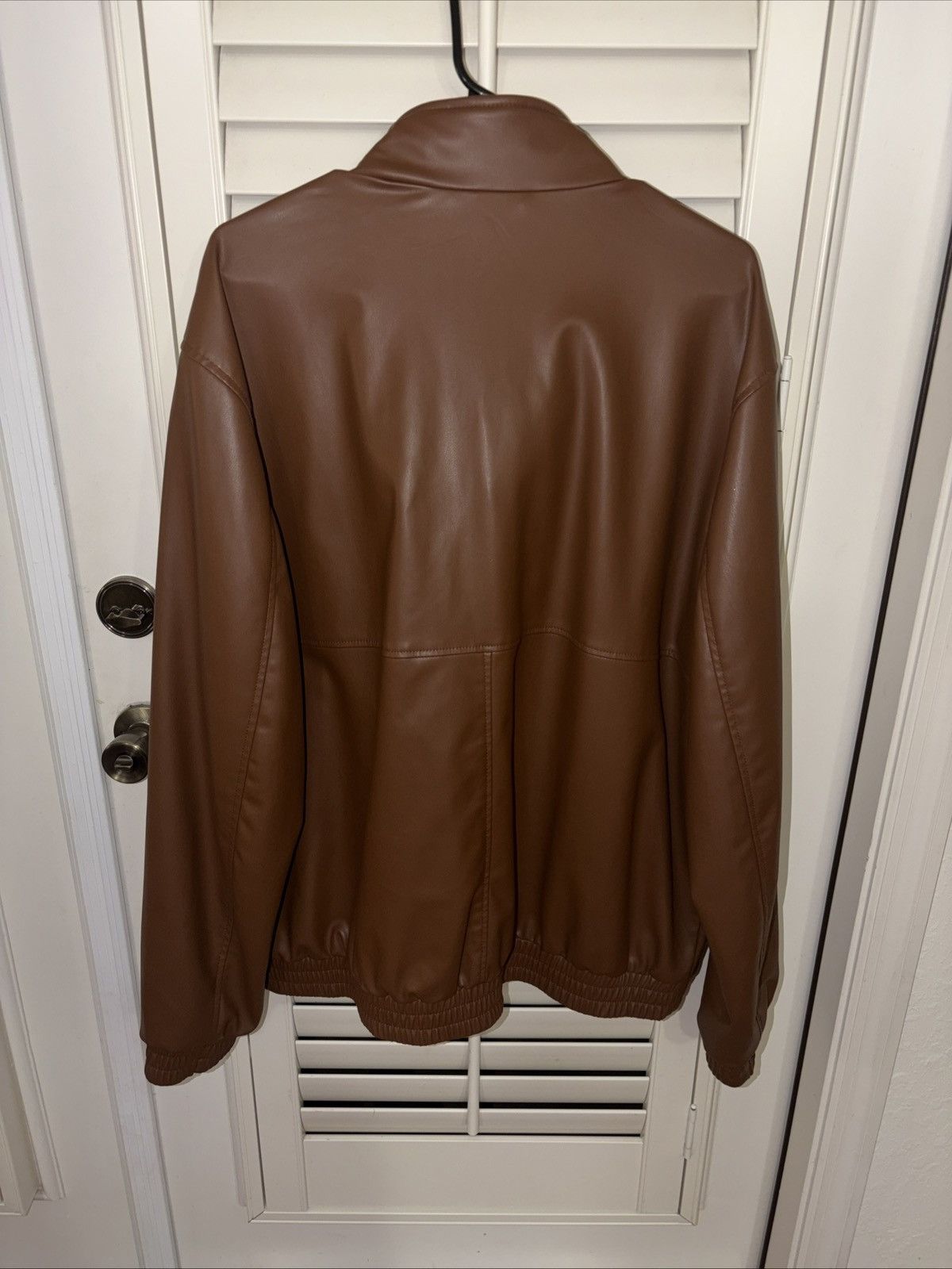 Hugo Boss HUGO BOSS slim fit Brown bomber jacket Vegan leather Size US XXL / EU 58 / 5 - 9 Thumbnail