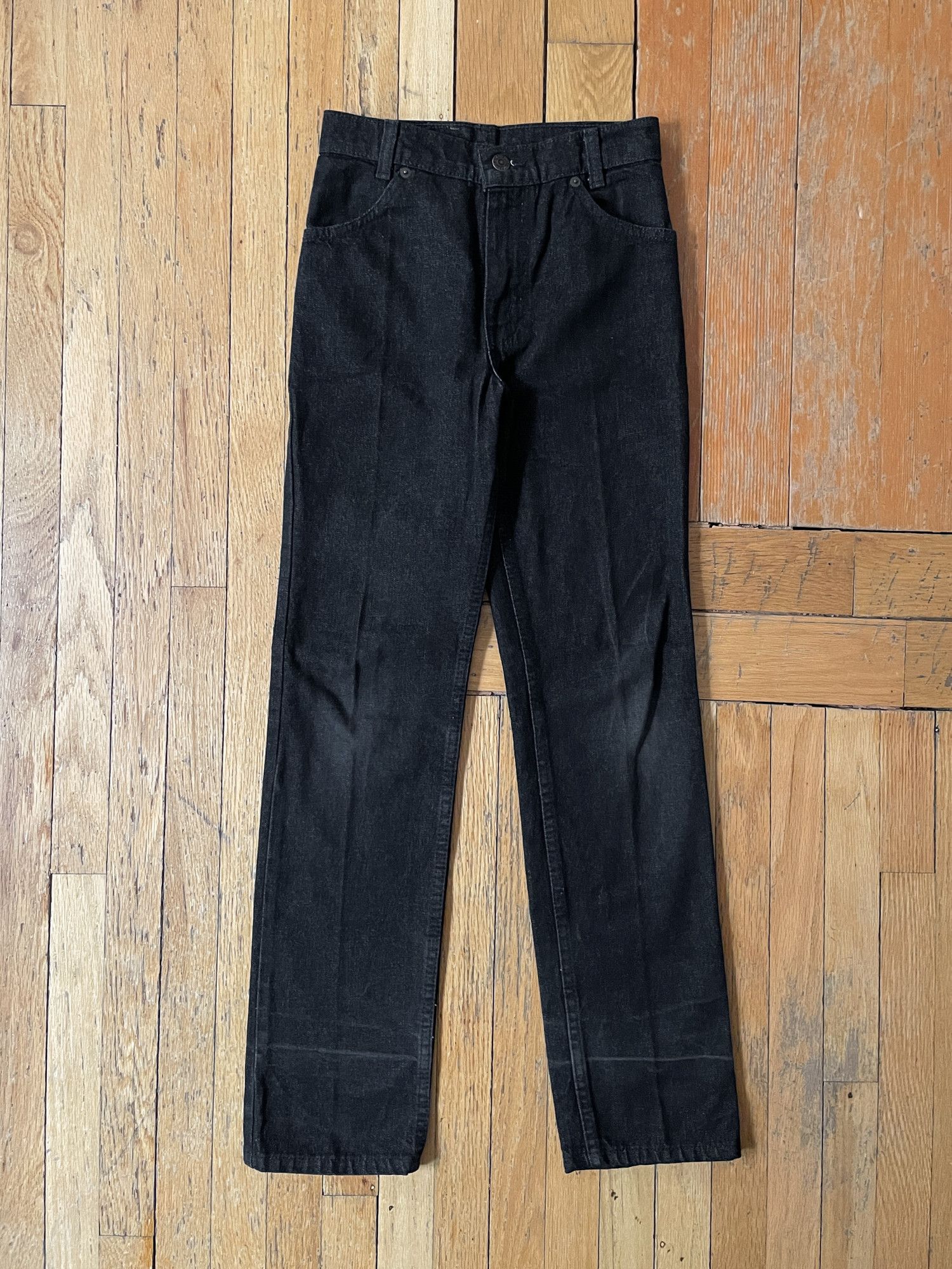 Levi's × Vintage 90s Levi's Orange Tab Faded Pleated Black Denim Jeans Size 25" / US 0 / IT 36 - 1 Thumbnail