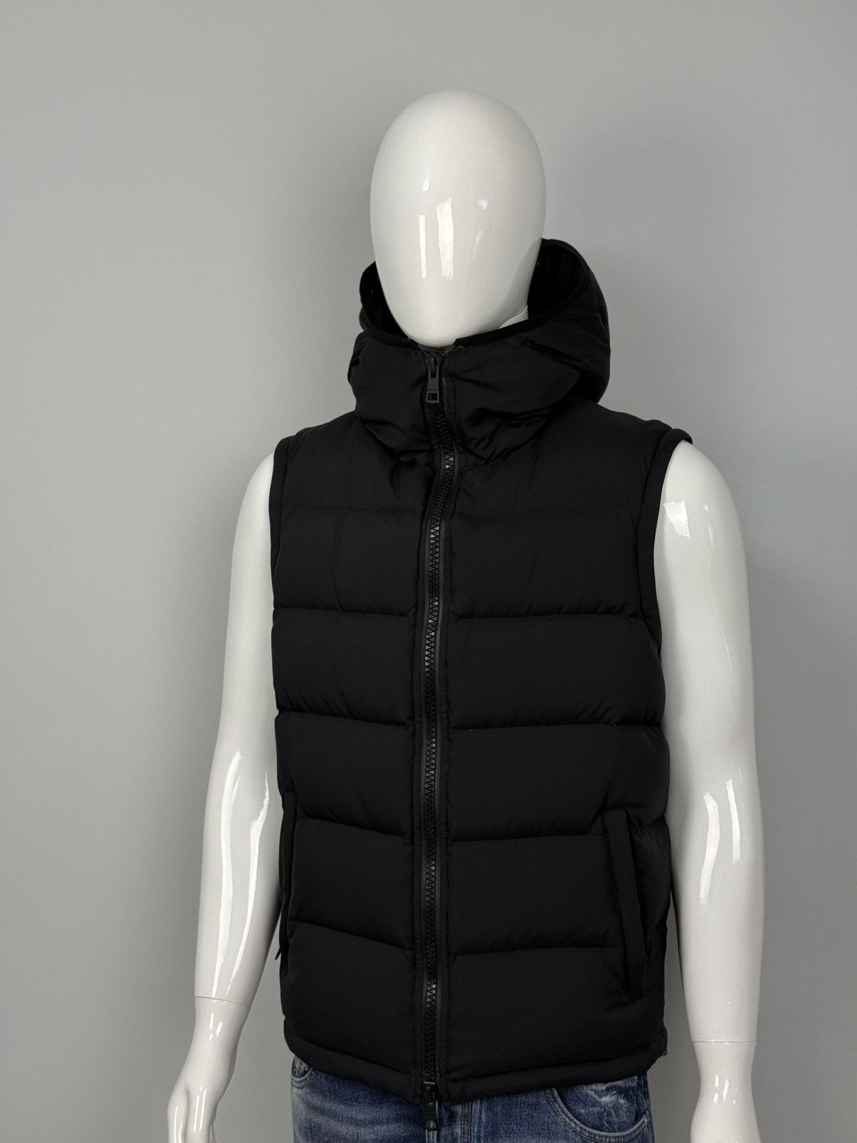 Burberry Burberry Puffer Down Vest Black Men Size US M / EU 48-50 / 2 - 4 Thumbnail
