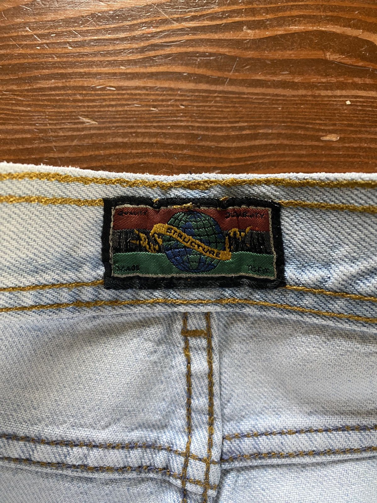 Structure × Vintage Vintage 90’s Structure Bleached Wide Leg Denim Shorts Size US 32 / EU 48 - 11 Thumbnail