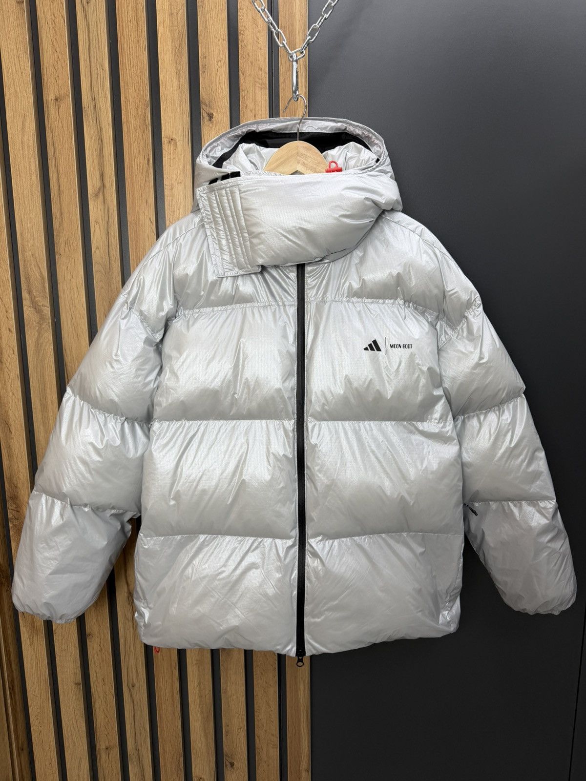 Adidas Adidas x Moon Boot Puffer Jacket Metallic Silver Size US L / EU 52-54 / 3 - 2 Thumbnail