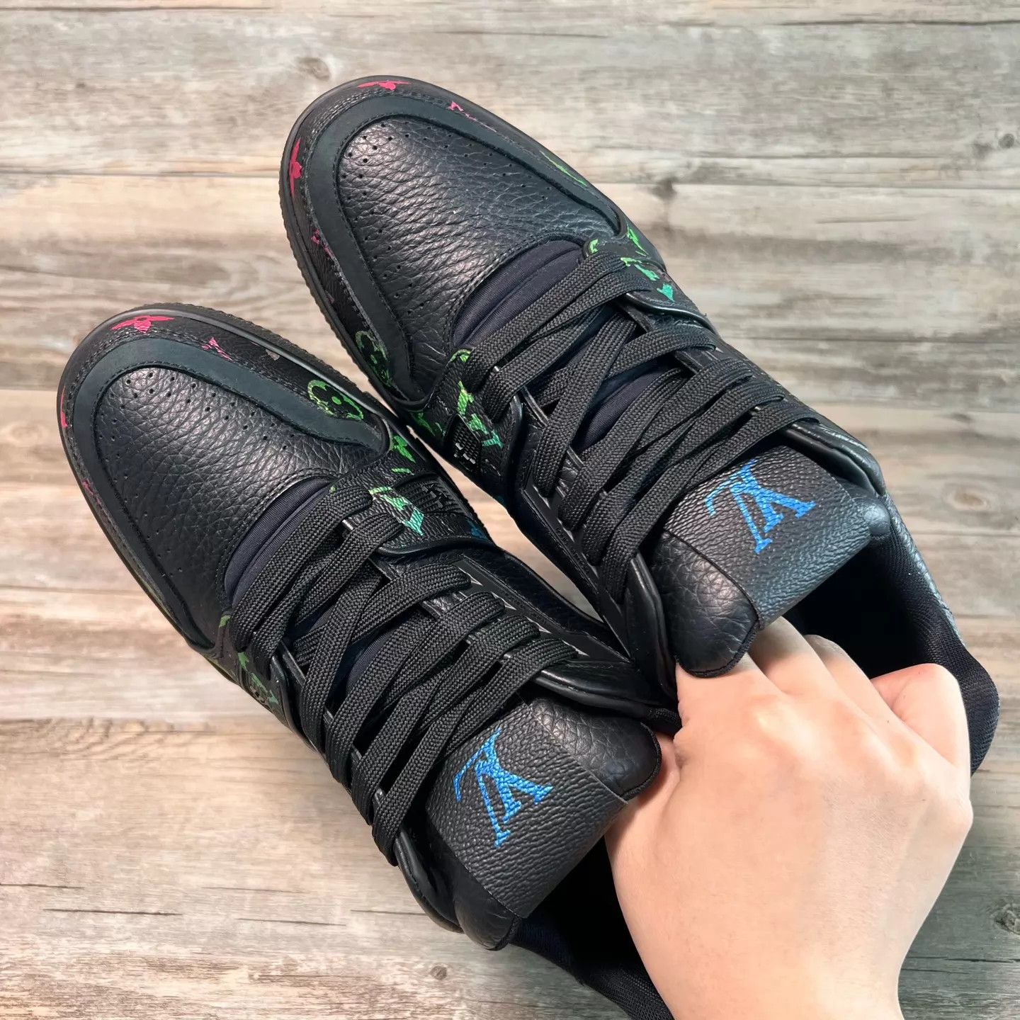 Louis Vuitton LV Black Gradient Color Logo Trainer UK7/41 Worn 2x Size US 8 / EU 41 - 5 Thumbnail