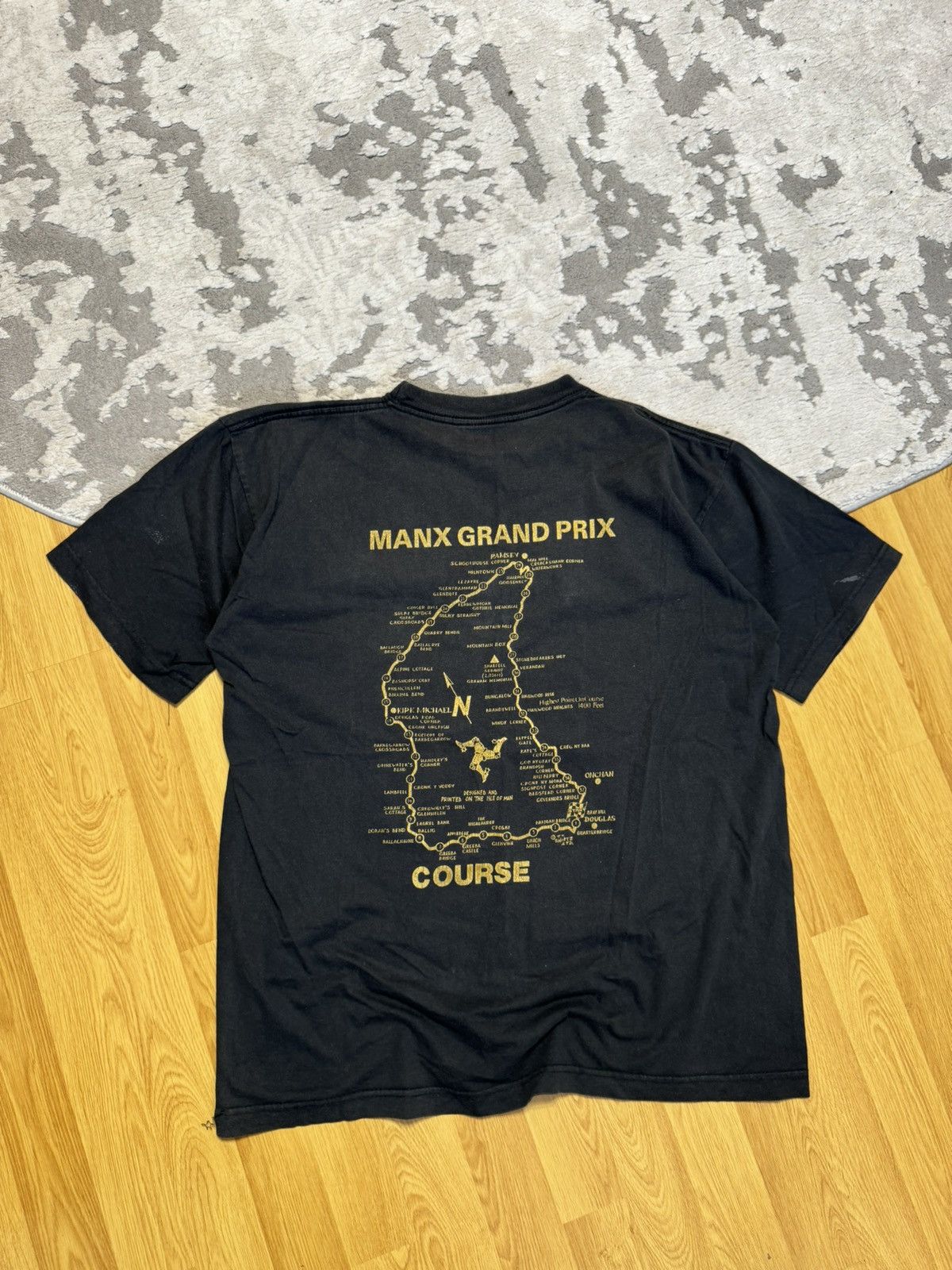 Vintage Vintage 1995 Manx Grand Prix 95 Moto Racing Faded Black Tee Size US M / EU 48-50 / 2 - 6 Thumbnail