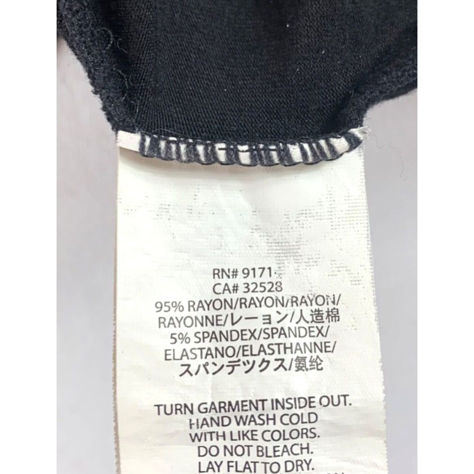 Armani Exchange ARMANI EXCHANGE BLOUSE WOMENS SMALL BLACK SLEEVELESS Size S / US 4 / IT 40 - 4 Thumbnail