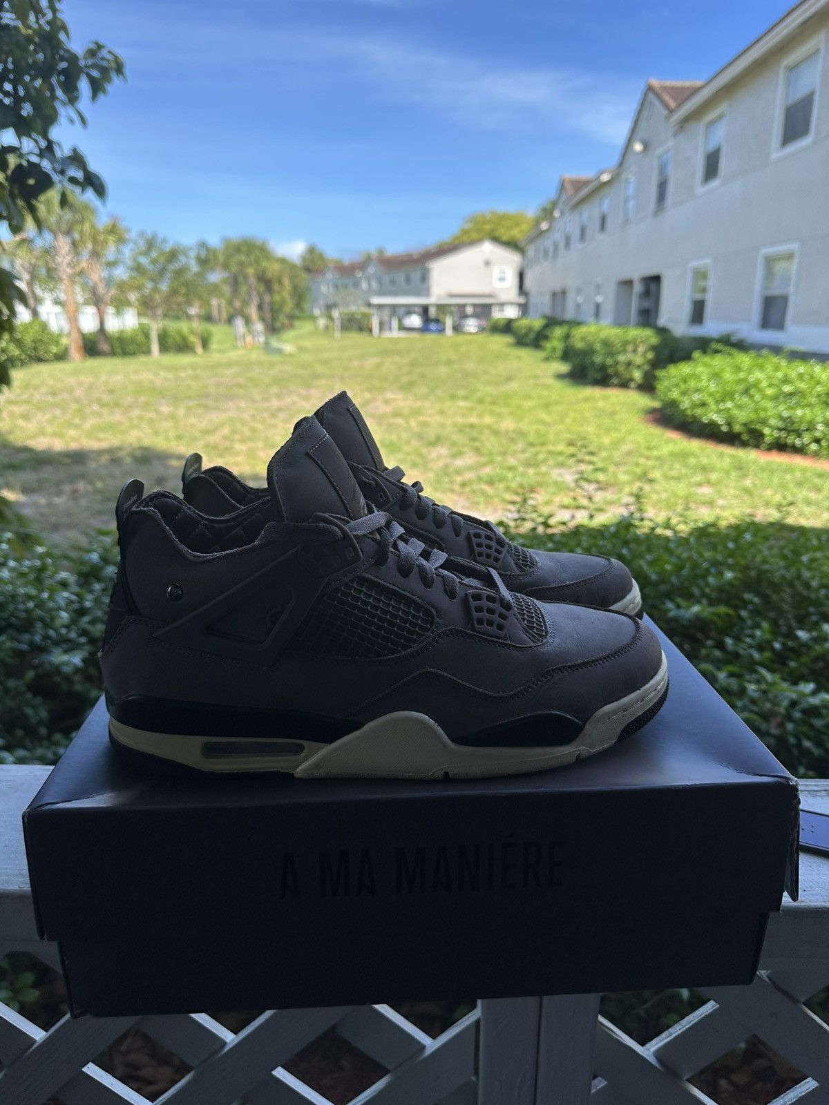 A Ma Maniere × Jordan Brand A Ma Maniere x Jordan 4 Size US 11 / EU 44 - 1 Thumbnail