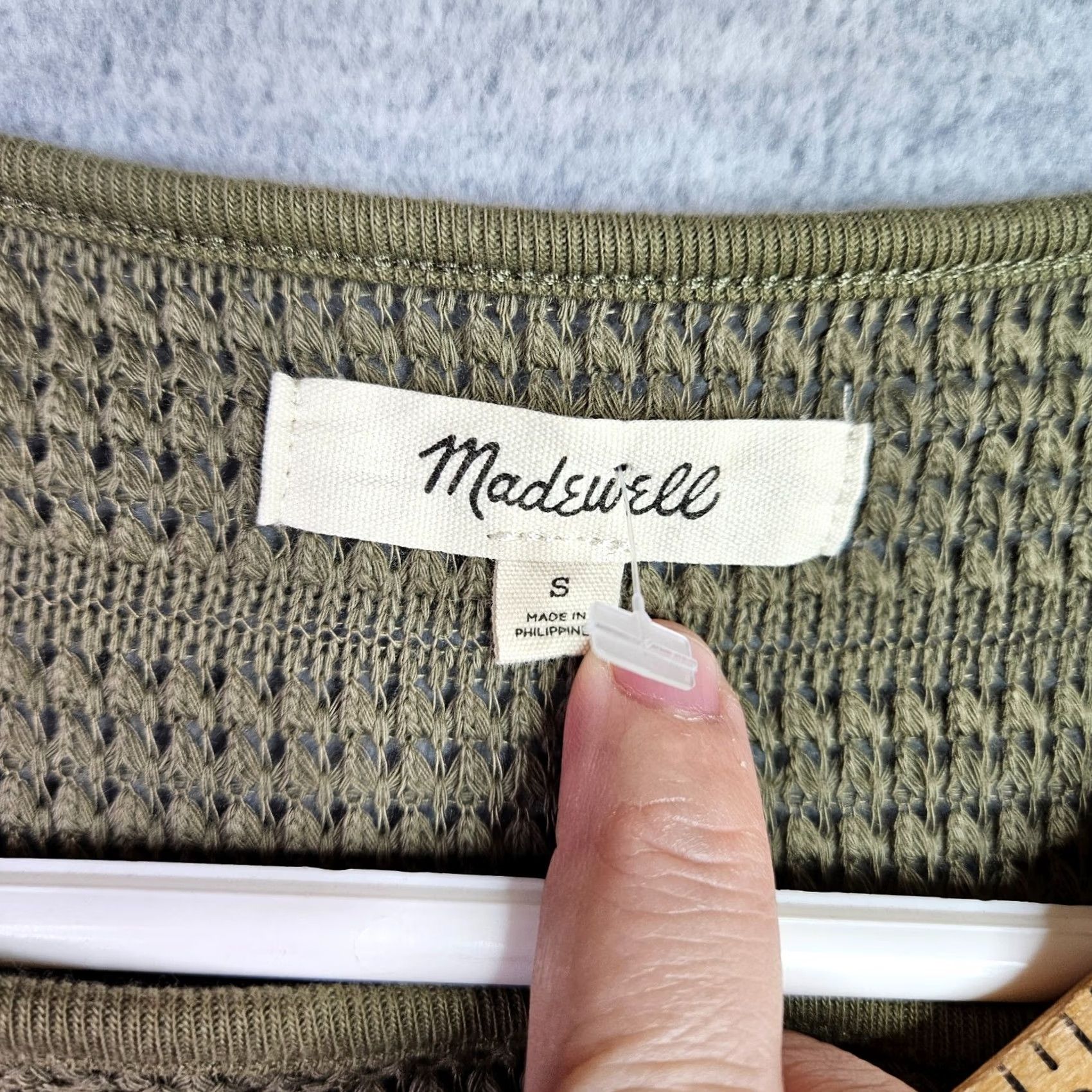 Madewell Madewell Tank Top Army Green Crochet Knit Cutaway Size S Women Sleeveless Shirt Casual Everyday Size S / US 4 / IT 40 - 3 Thumbnail