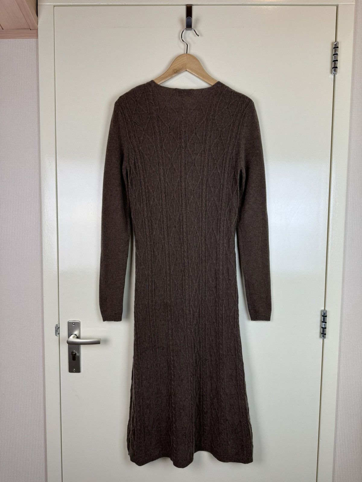 Johnstons Of Elgin Johnstons of Elgin Cashmere Silk Cable Knit Sweater Dress M Size M / US 6-8 / IT 42-44 - 9 Thumbnail