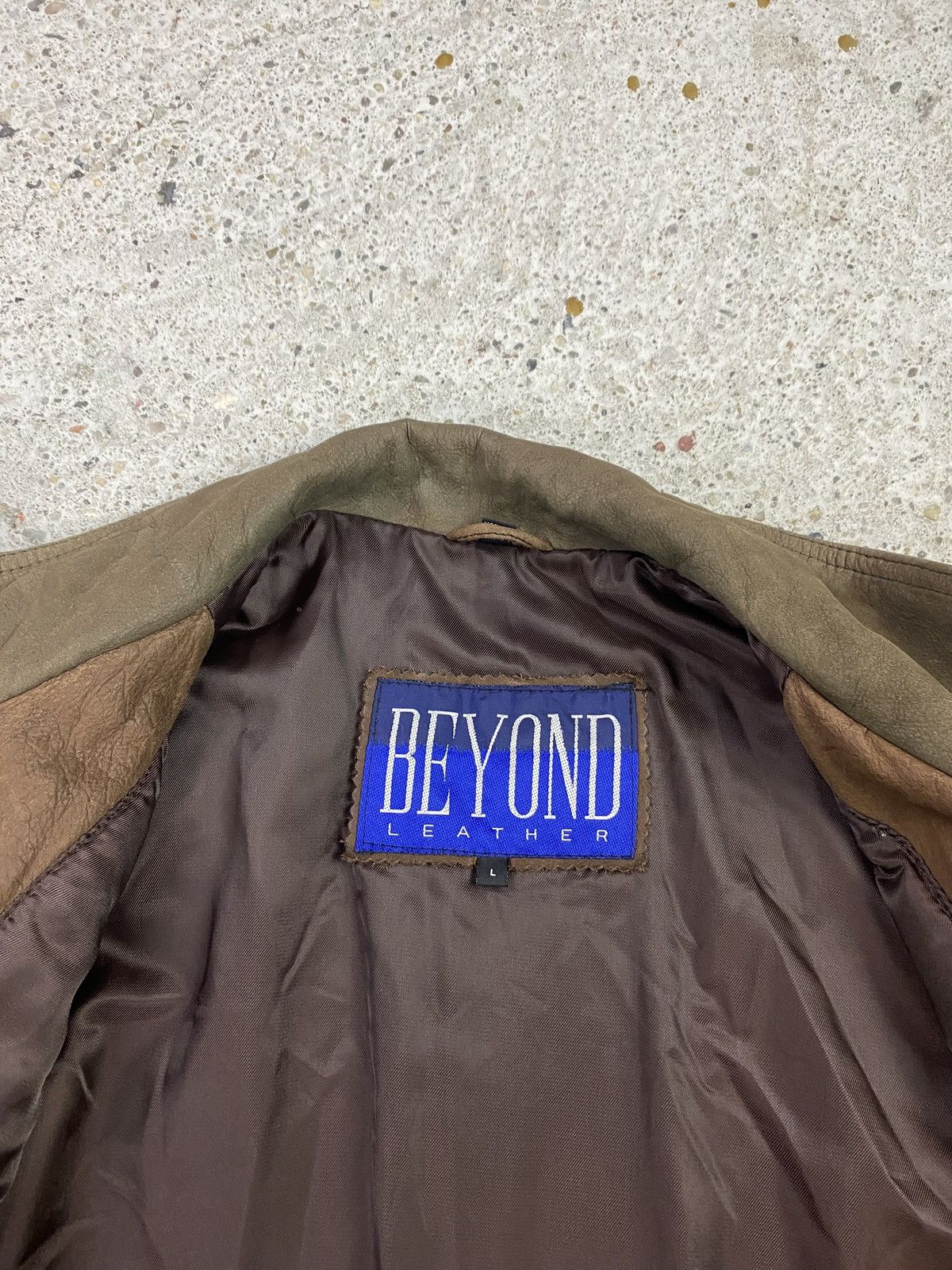 Vintage Vintage leather jacket avant garde archive oversized Size US XL / EU 56 / 4 - 3 Thumbnail