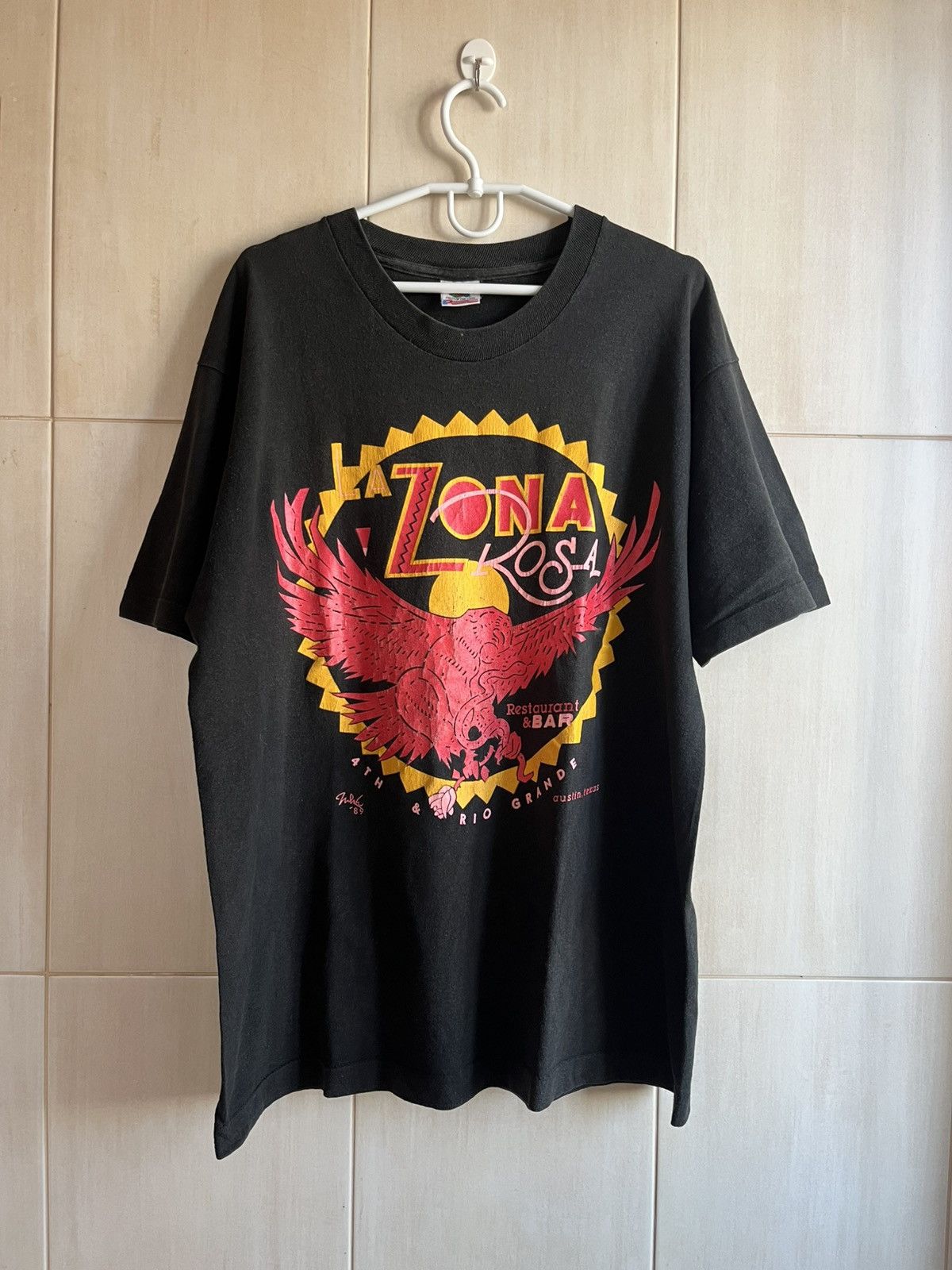 Vintage T-shirt La Zona Rosa is an iconic music Size US L / EU 52-54 / 3 - 1 Thumbnail