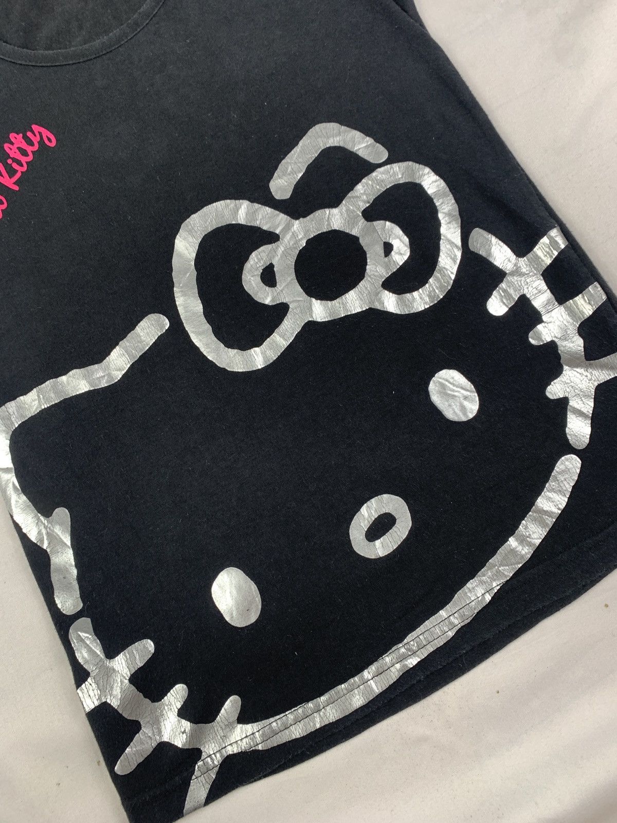 Anime 2005 Hello Kitty by Sanrio Big Silver Icon Graphic Tank Top Size S / US 4 / IT 40 - 6 Thumbnail