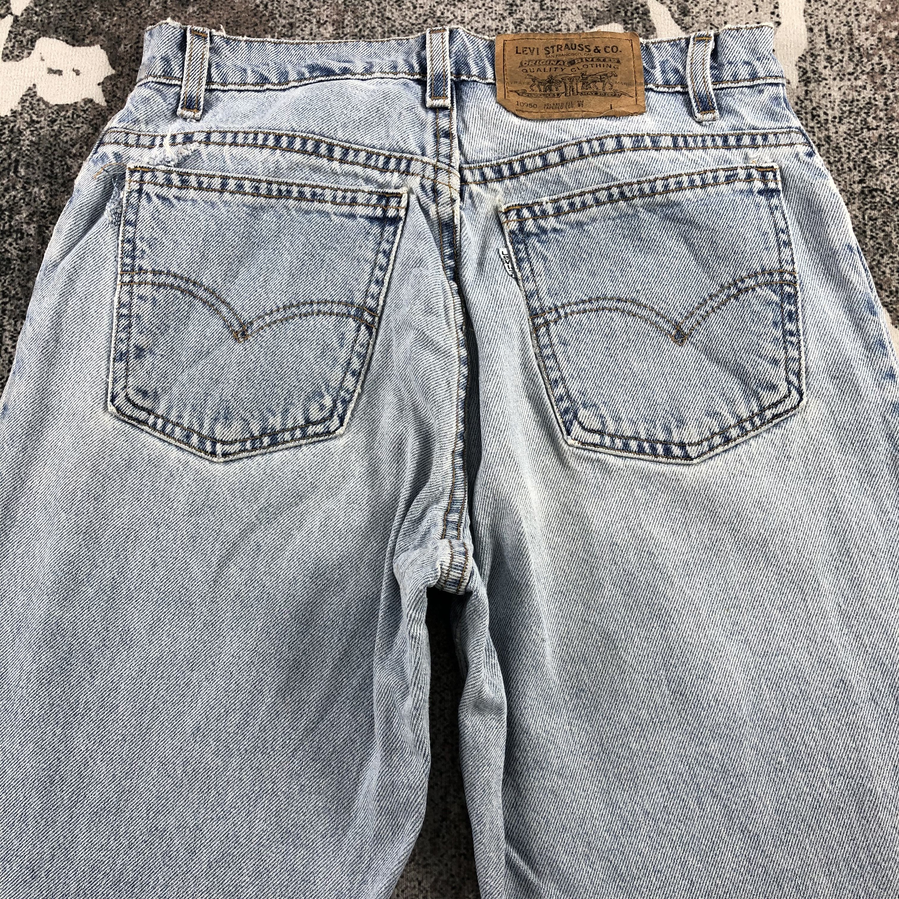 Levi's Vintage 90s Levi's 950 Jeans Medium Wash Denim KJ990 Size US 29 - 4 Thumbnail