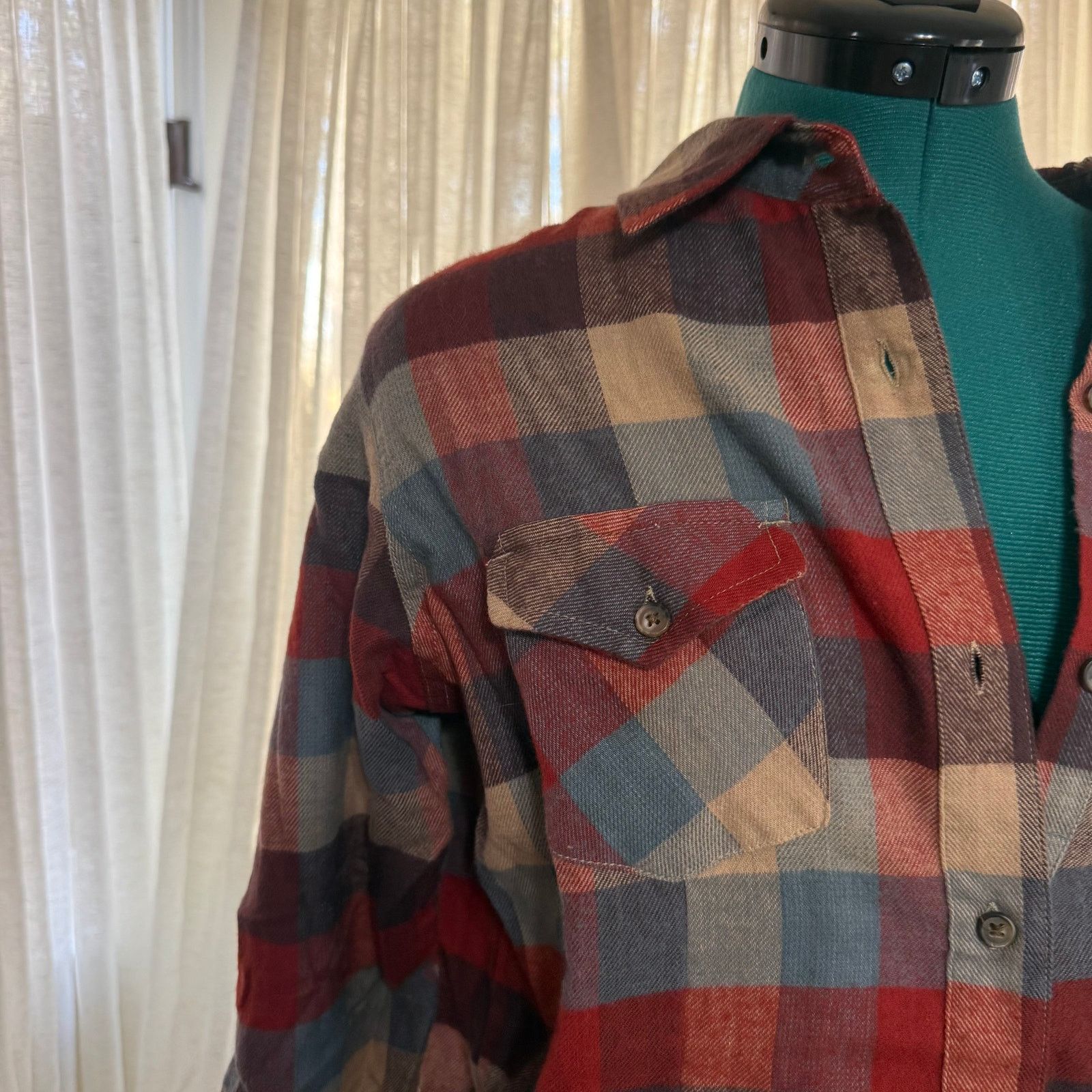 Other Canyon Guide Outfitters Plaid Button-Down Shirt | Sz M Size US M / EU 48-50 / 2 - 4 Thumbnail