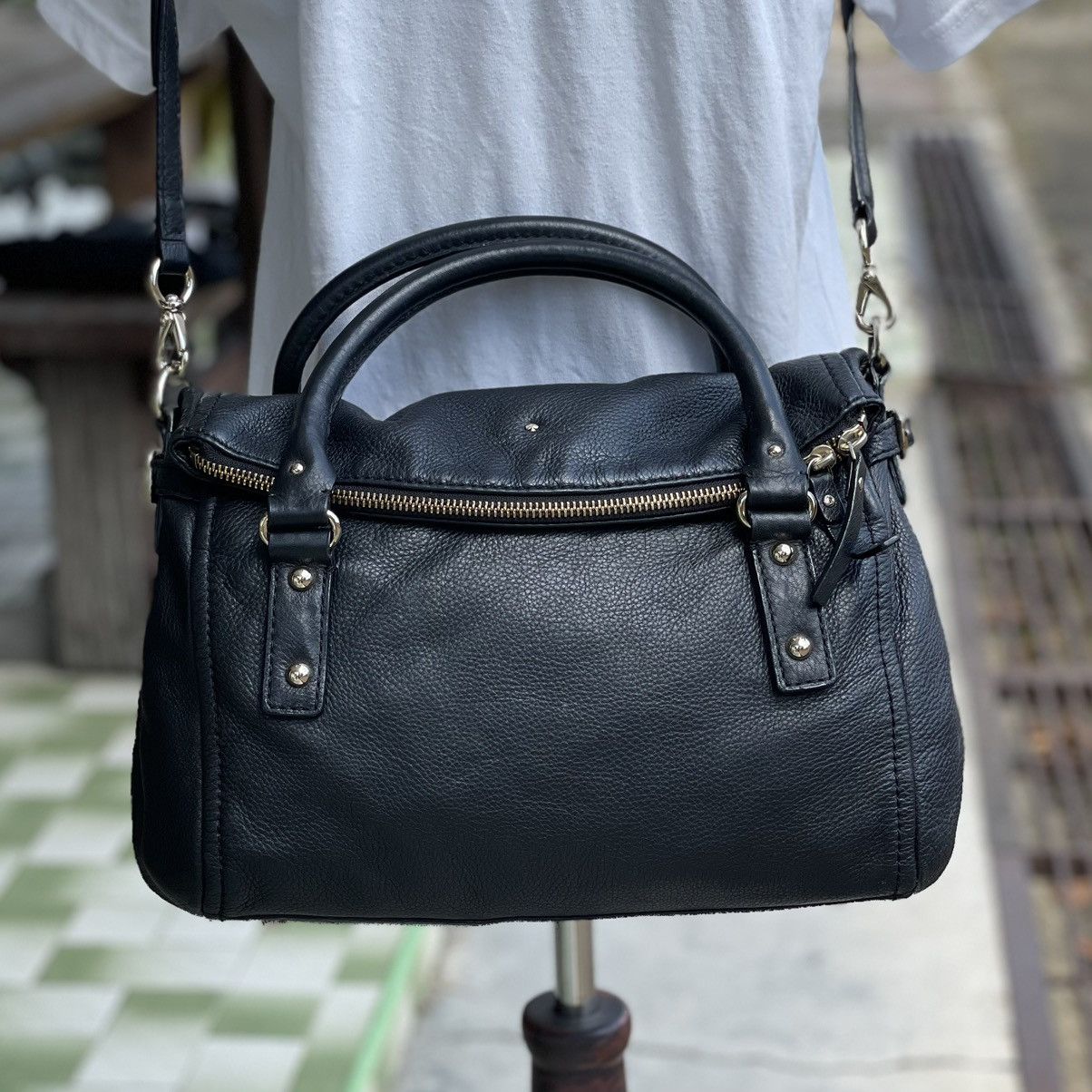 Kate Spade Kate Spade Black Leather Cobble Hill Leslie Satchel Size ONE SIZE - 2 Thumbnail