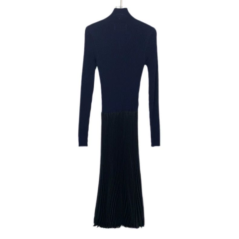 Prada Prada Blue logo letter wool knitted pleated dress 2501-Next Size XS / US 0-2 / IT 36-38 - 2 Thumbnail