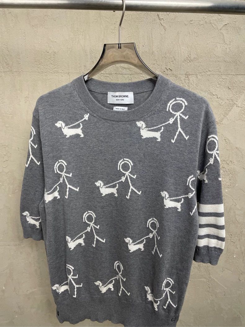 Thom Browne Thom browne Gray full-print dog walking villain four-stripe Size US M / EU 48-50 / 2 - 3 Thumbnail
