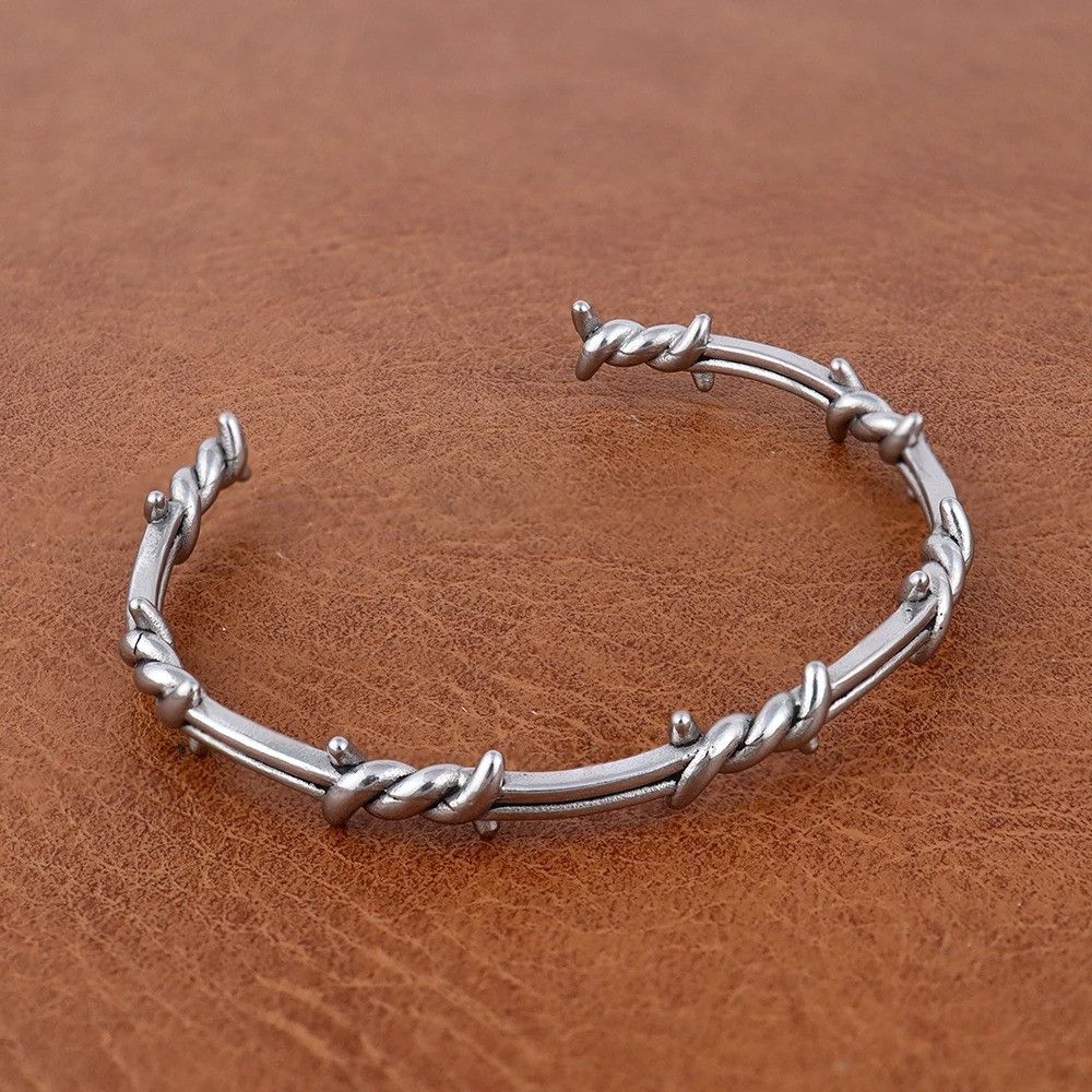 Jewelry Twist Cuff Bracelet Size ONE SIZE - 1 Thumbnail