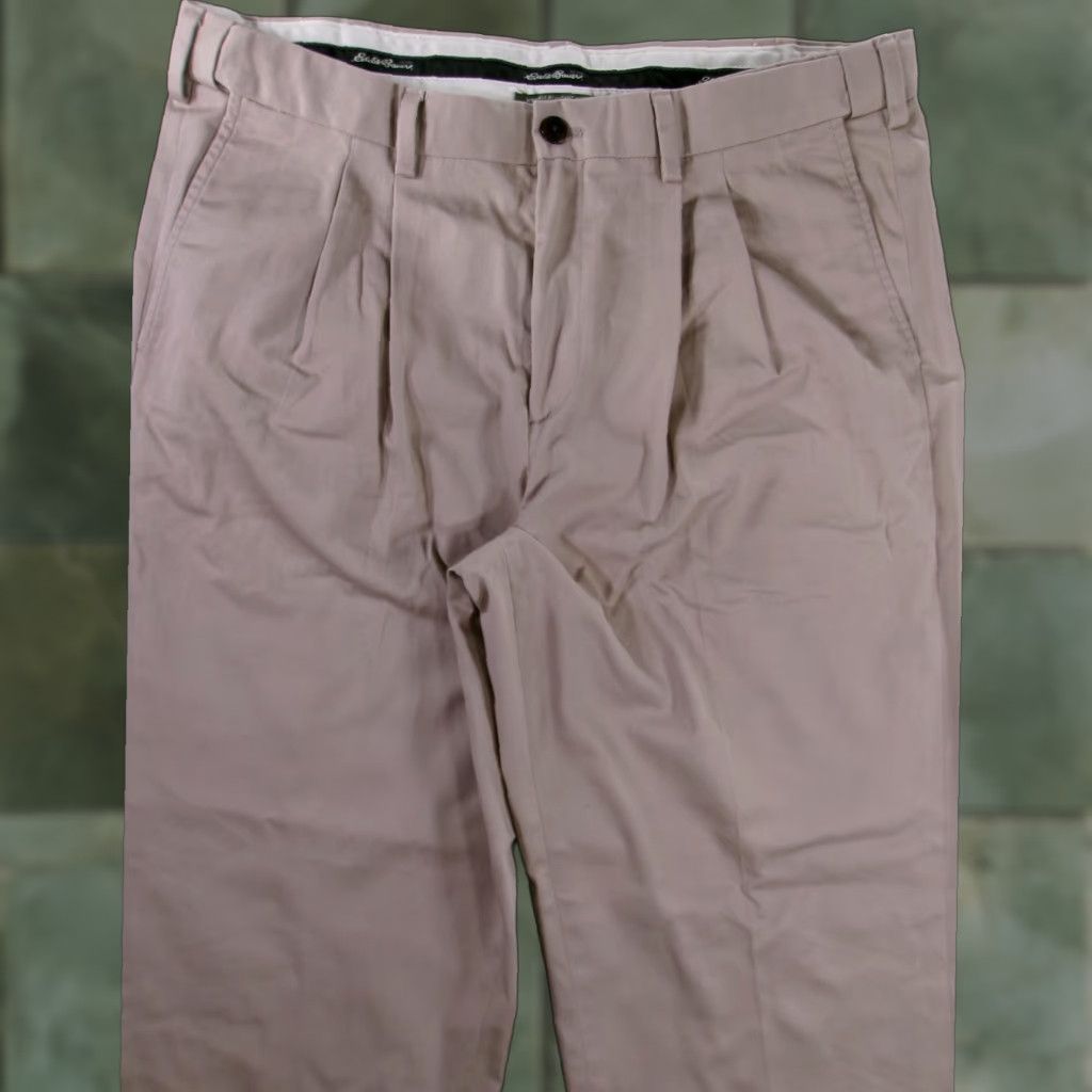 Eddie Bauer Eddie Bauer Pants Mens 38 Khaki Pleated Relaxed Fit Classic Preppy Casual Size US 38 / EU 54 - 1 Thumbnail