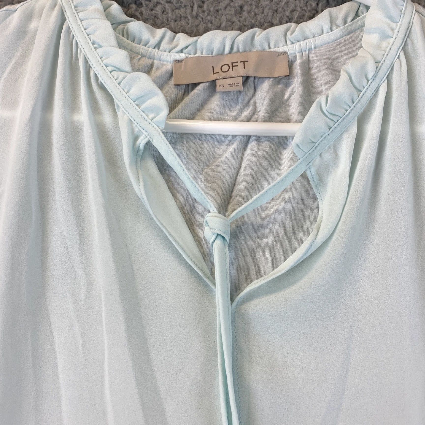 Ann Taylor Ann Taylor Loft Tank Women XS Light Mint Sleeveless Pullover Casual Tank Top Size XS / US 0-2 / IT 36-38 - 2 Thumbnail