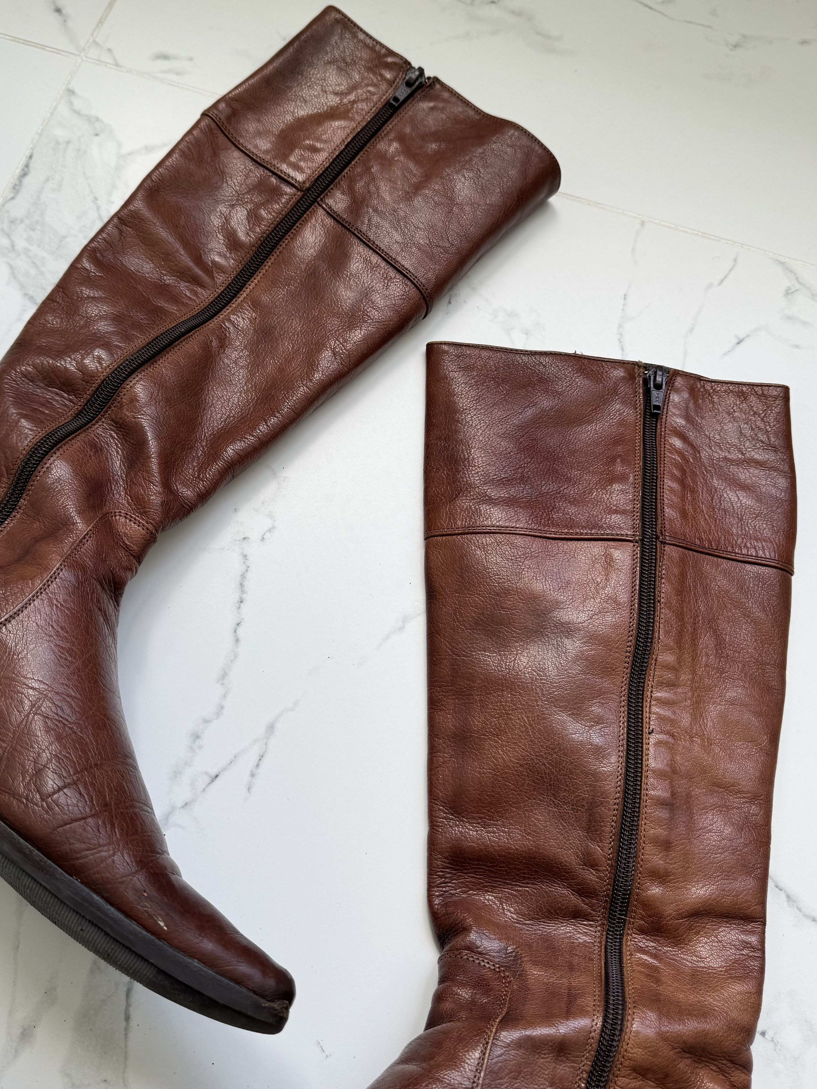 Vintage Vintage Leather Knee High Pointed Toe Low Heel Riding Boots Size US 7 / IT 37 - 6 Thumbnail