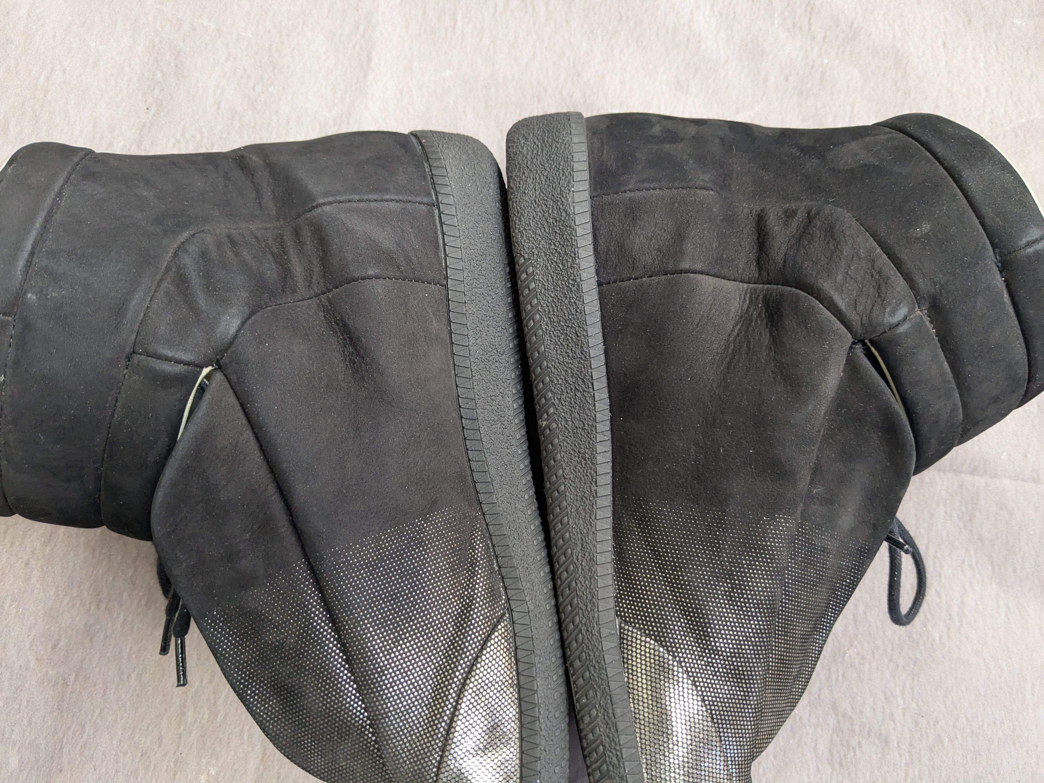 Maison Margiela Maison Margiela Future Sneakers Black Silver 8 41 Suede Size US 8 / EU 41 - 12 Thumbnail