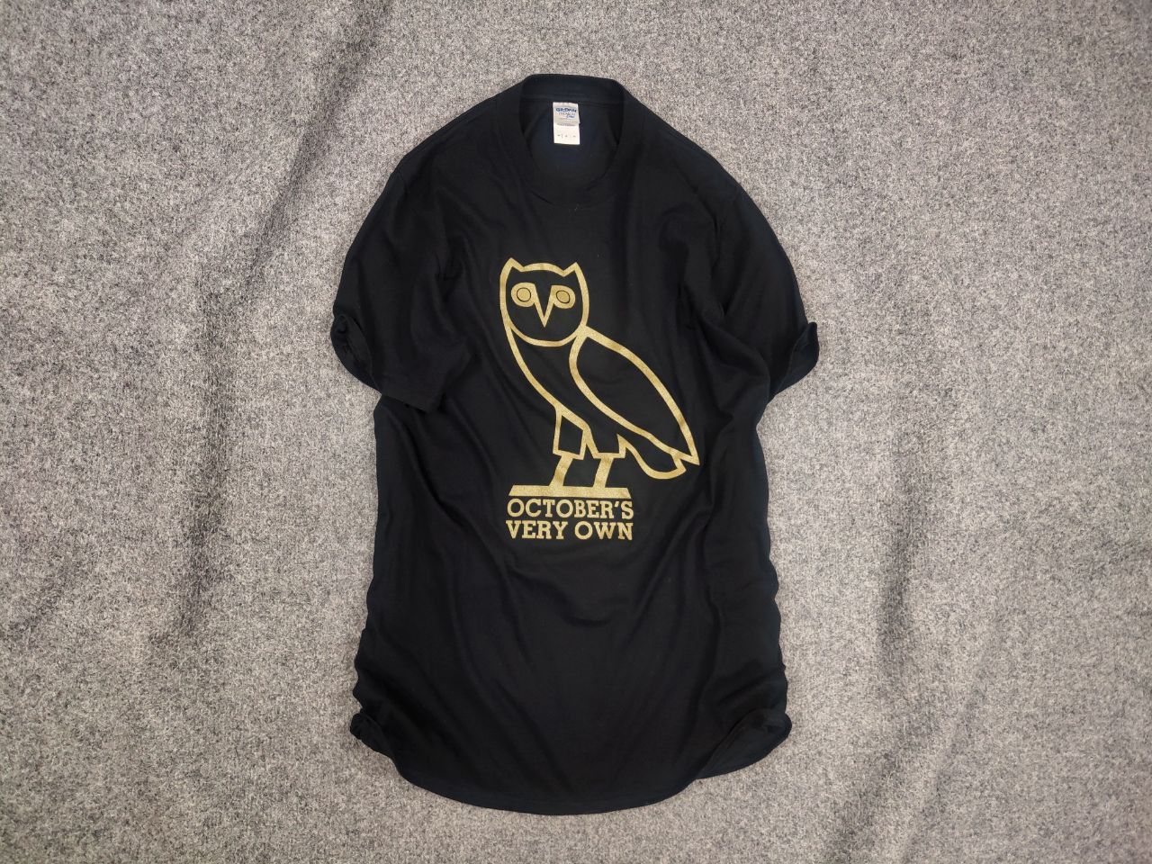 October's Very Own October's Very Own x Drake Black Gold Logo shirt tee Size US M / EU 48-50 / 2 - 1 Thumbnail