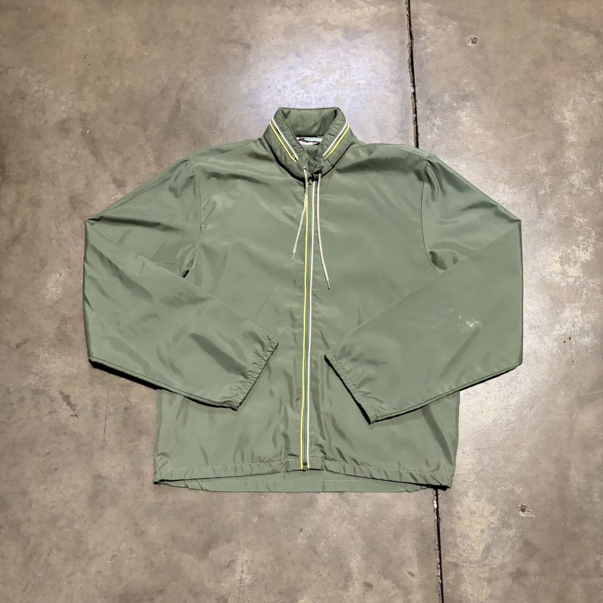 Vintage Vintage K Mart Lightweight Jacket Zip Up Bomber Cropped 70s Size US S / EU 44-46 / 1 - 1 Thumbnail