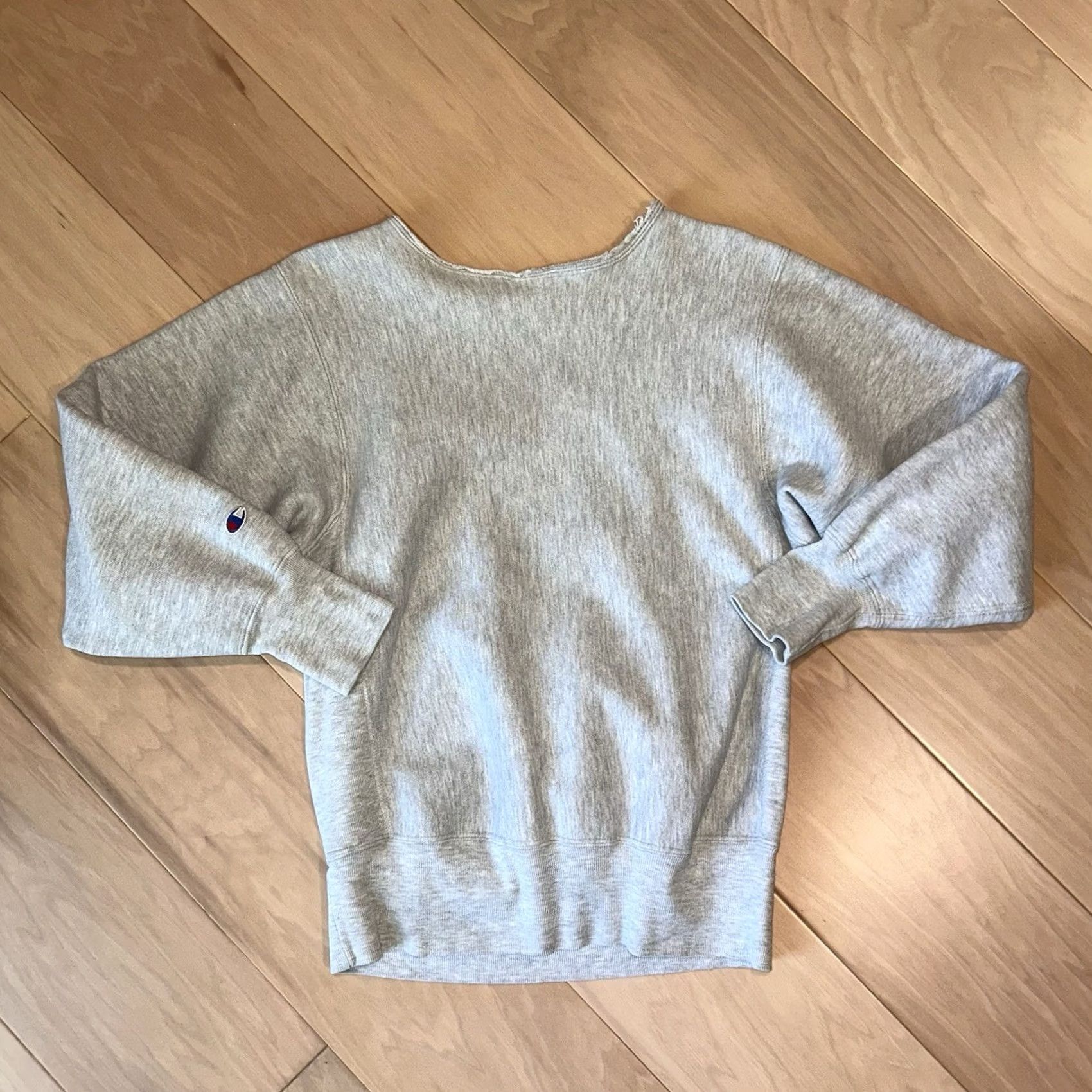 Champion VINTAGE Champion Reverse Weave Hoodie Gray Navy Size Medium Mens 80s Regular Pullover Embroidered Logo Pocket Heavyweight Fleece Machine Washable Size US M / EU 48-50 / 2 - 5 Thumbnail