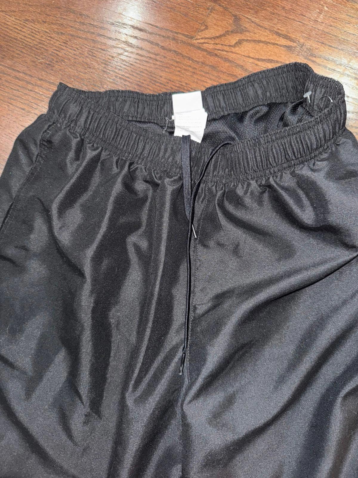 Nike VTG Y2K Nike Black Athletic Shorts Dri-Fit Rare Sz L Size US 34 / EU 50 - 4 Thumbnail