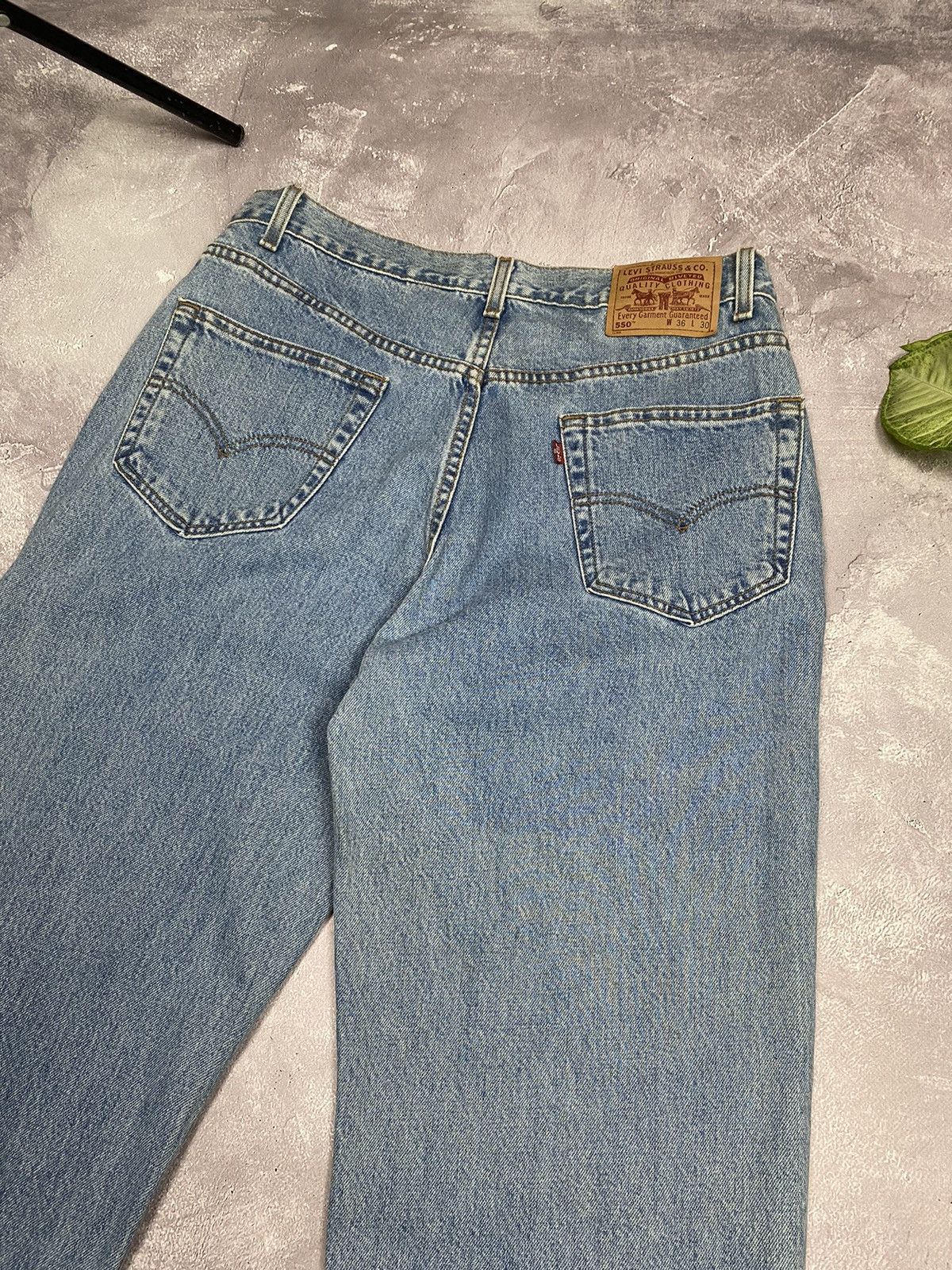 Jean × Levi's × Vintage Vintage Levis 550 1999 Jeans Baggy Wash Denim Blue Size US 36 / EU 52 - 11 Thumbnail