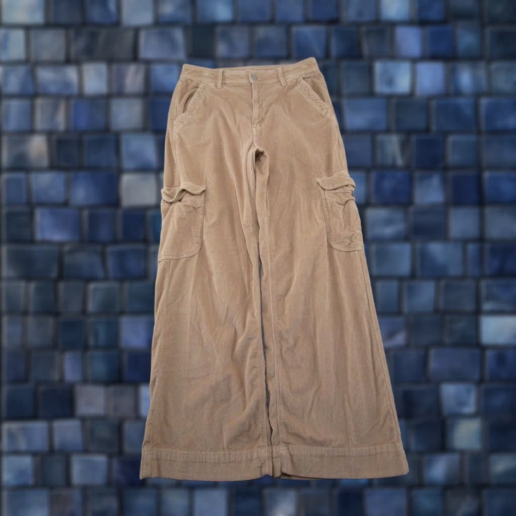 American Eagle Outfitters VINTAGE American Eagle Pants Womens 8 Tan Baggy Wide Leg Cargo Corduroy Super High Rise Size 30" / US 8 / IT 44 - 1 Thumbnail