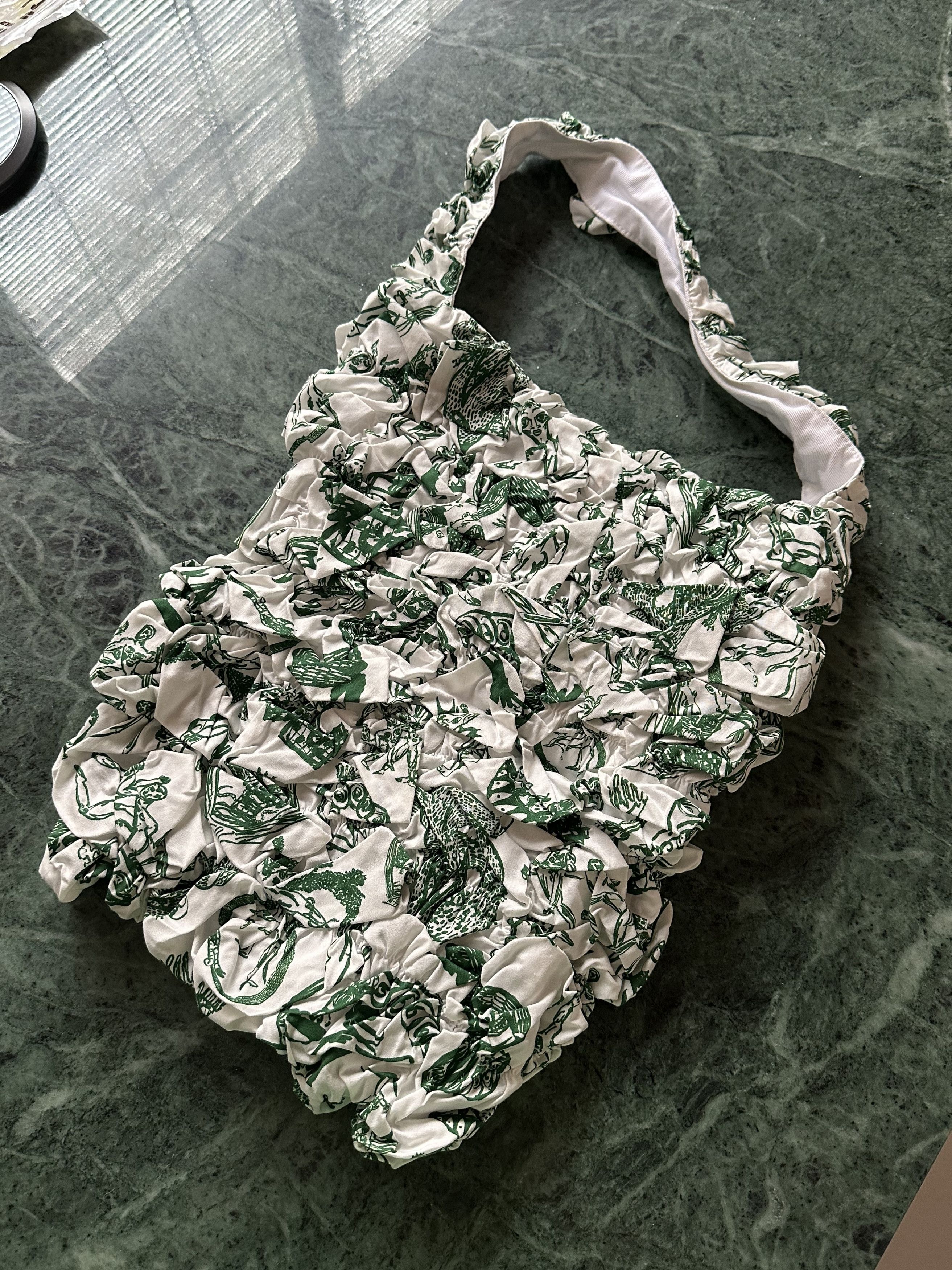 Charles Jeffrey LOVERBOY Charles Jeffrey Loverboy White & Green Shirred Tote Size ONE SIZE - 5 Thumbnail