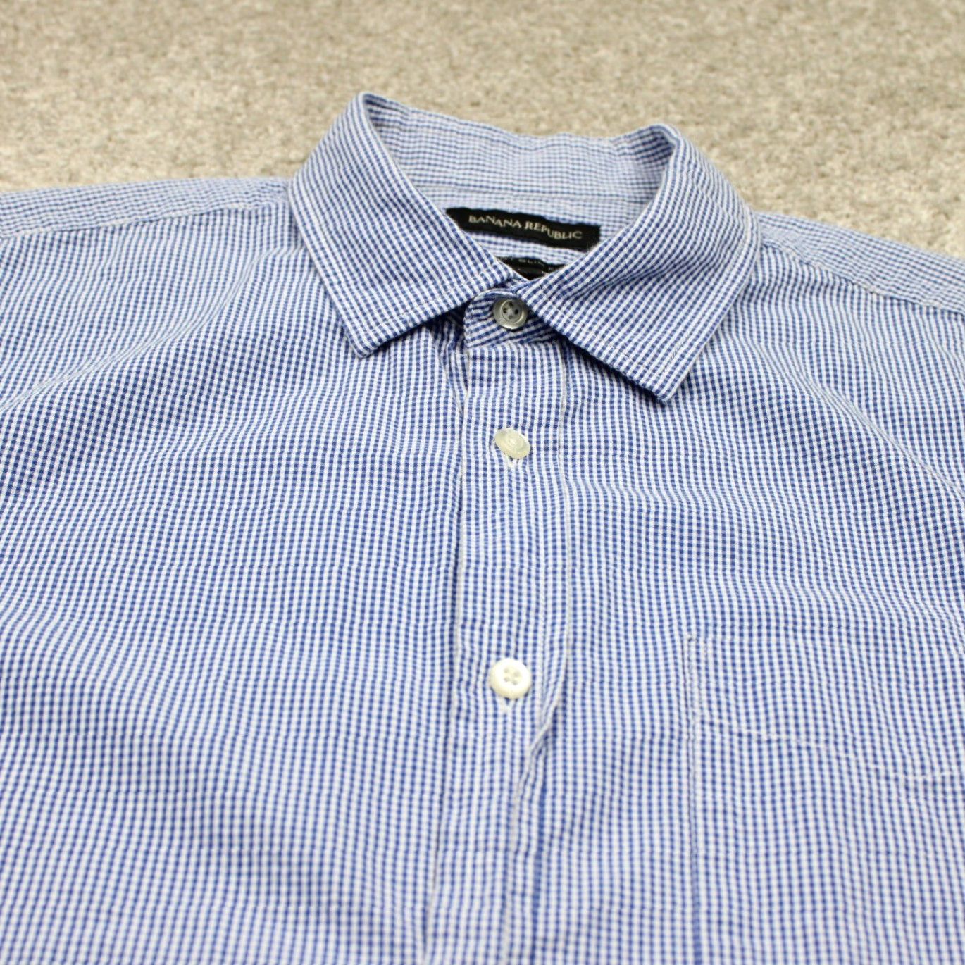 Banana Republic Banana Republic Shirt Men L Blue/White Checkered Textured S/S Slim Fit Button-Up, Casual, Workwear, Boys? No, Mens, Blue Size US L / EU 52-54 / 3 - 4 Thumbnail