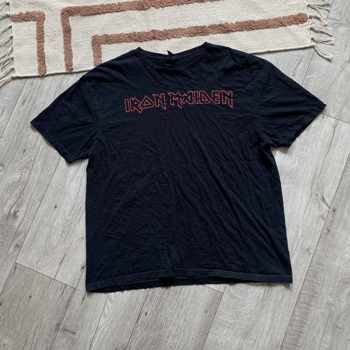 Band Tees IRON MAIDEN Y2K ROCK BAND T SHIRT Size US XL / EU 56 / 4 - 1 Thumbnail