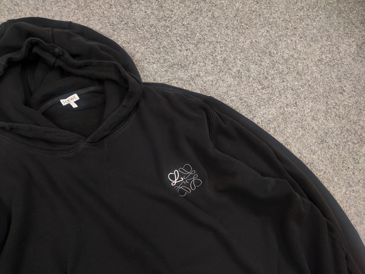 Loewe Loewe mini classic logo black oversized authentic hoodie Size US XL / EU 56 / 4 - 8 Thumbnail