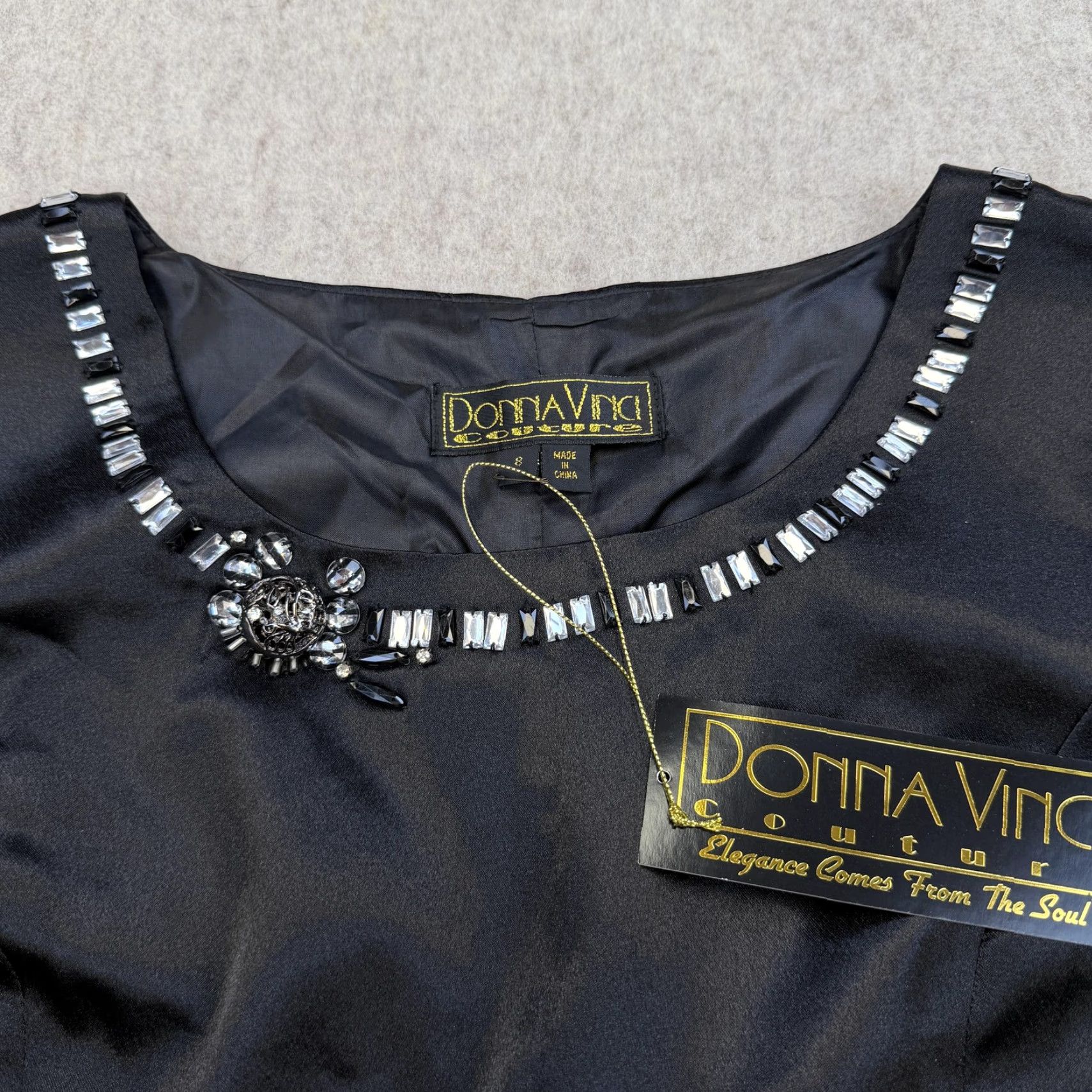 Vintage Donna Vinci Couture Top Womens 8 Black Sleeveless Beaded Neckline Formal Size M / US 6-8 / IT 42-44 - 3 Thumbnail
