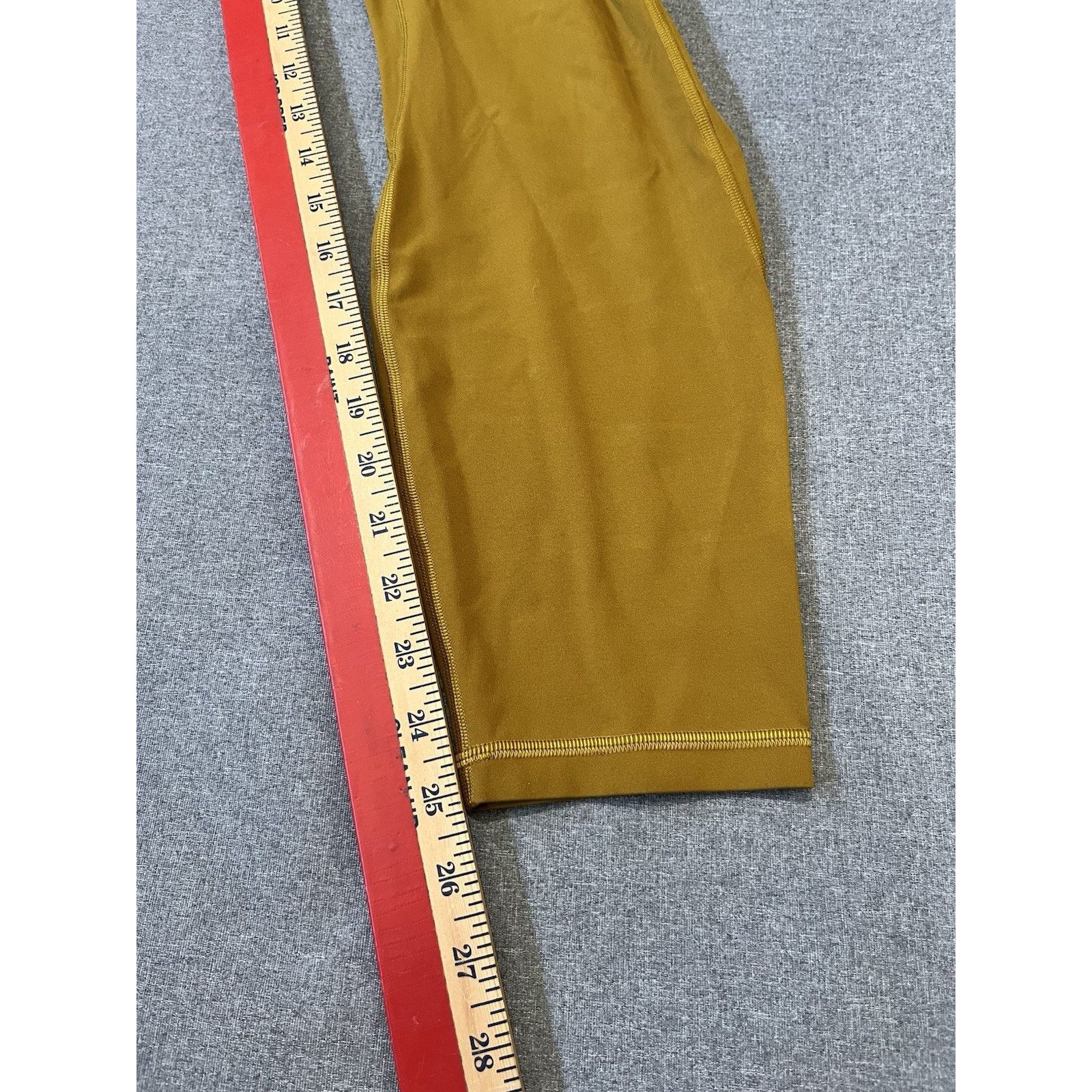 Lululemon Lululemon bronze yellow gold 25” inseam high waisted sz 14 Size 36" / US 14 / IT 50 - 5 Thumbnail