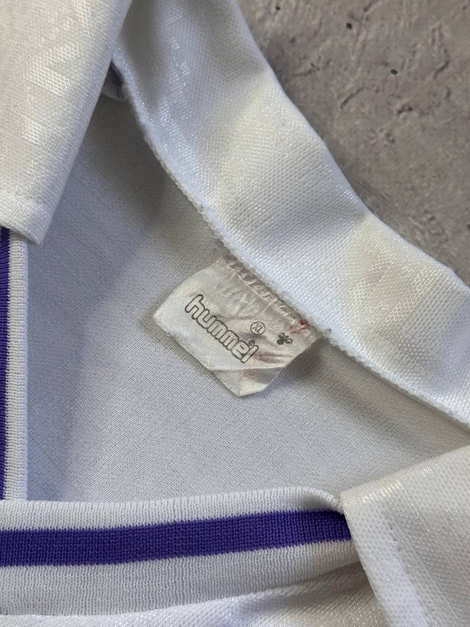 Hummel Real Madrid Hummel Parmalat #9 Santillana Jersey 1989-90 XL Size US XL / EU 56 / 4 - 13 Thumbnail