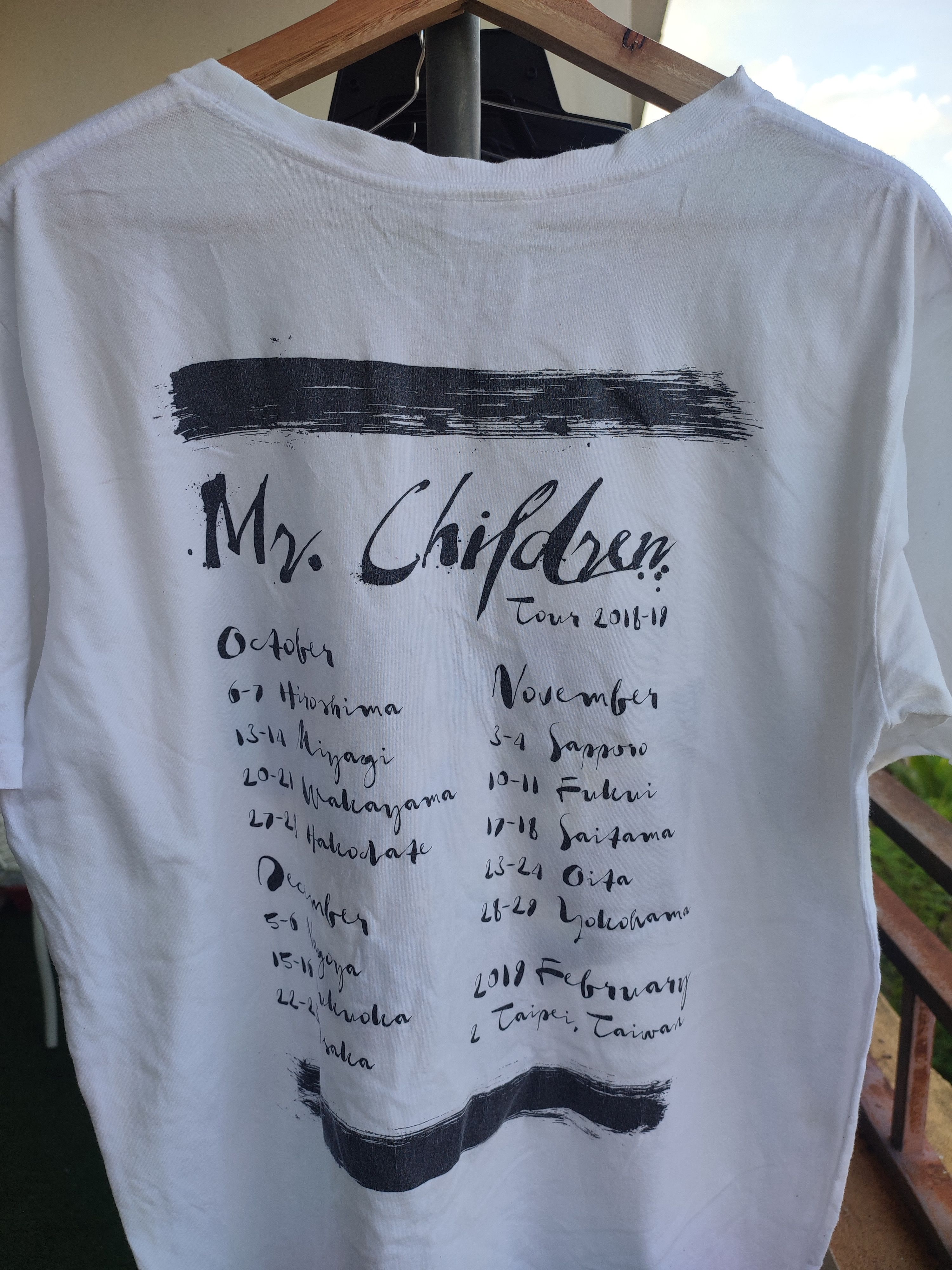 Band Tees × Vintage 💥 Vintage 💥 Band Tee Mr. Children Tour Tee Size US M / EU 48-50 / 2 - 3 Thumbnail