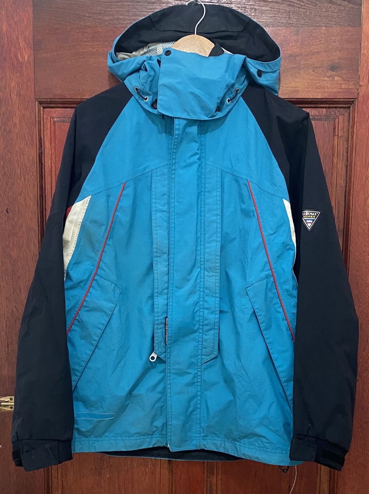 DAIWA × Japanese Brand Vintage Daiwa Rainmax Hyper Colour Block Jacket Size US L / EU 52-54 / 3 - 1 Thumbnail