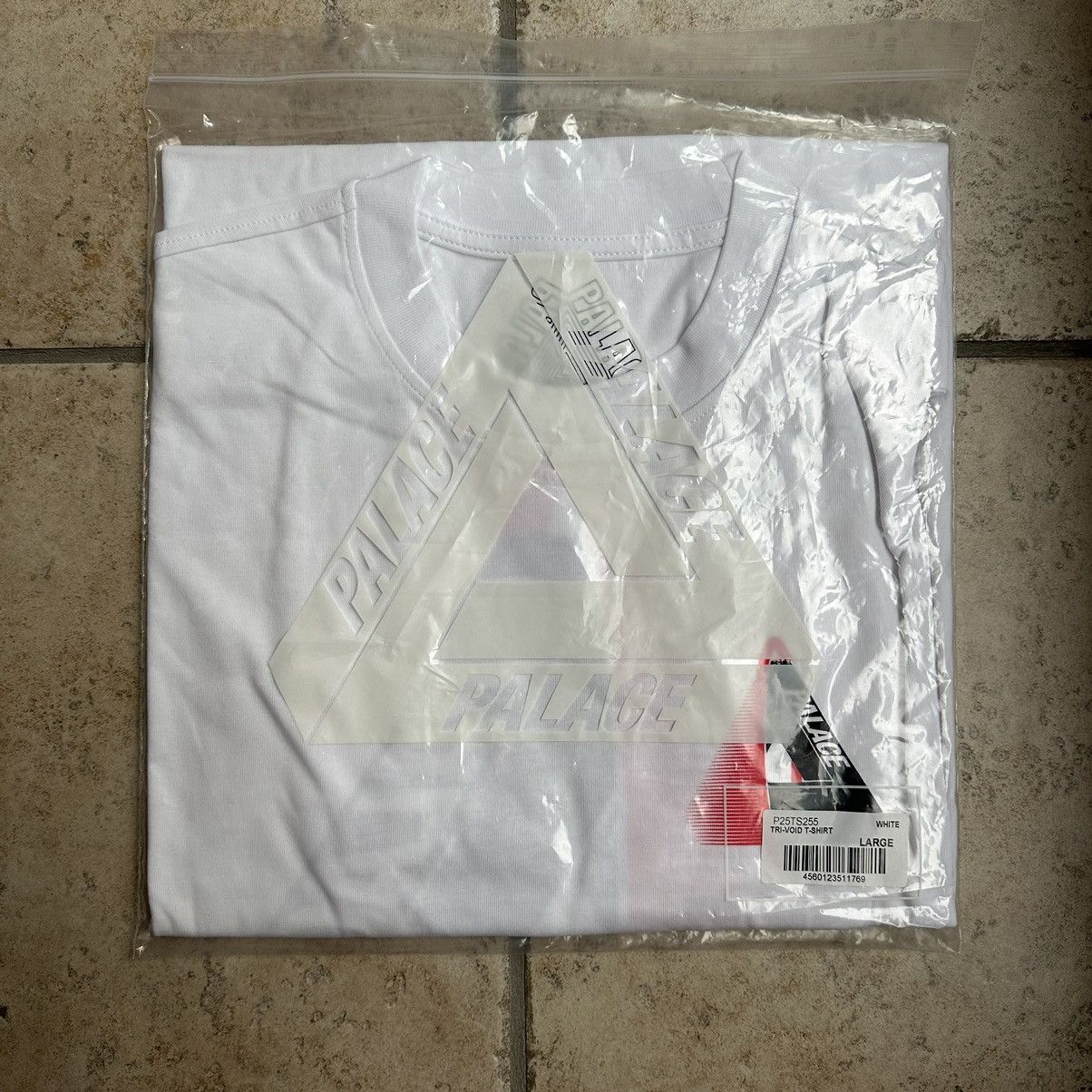 Palace Palace Tri-Void T-Shirt White Size Large | Grailed