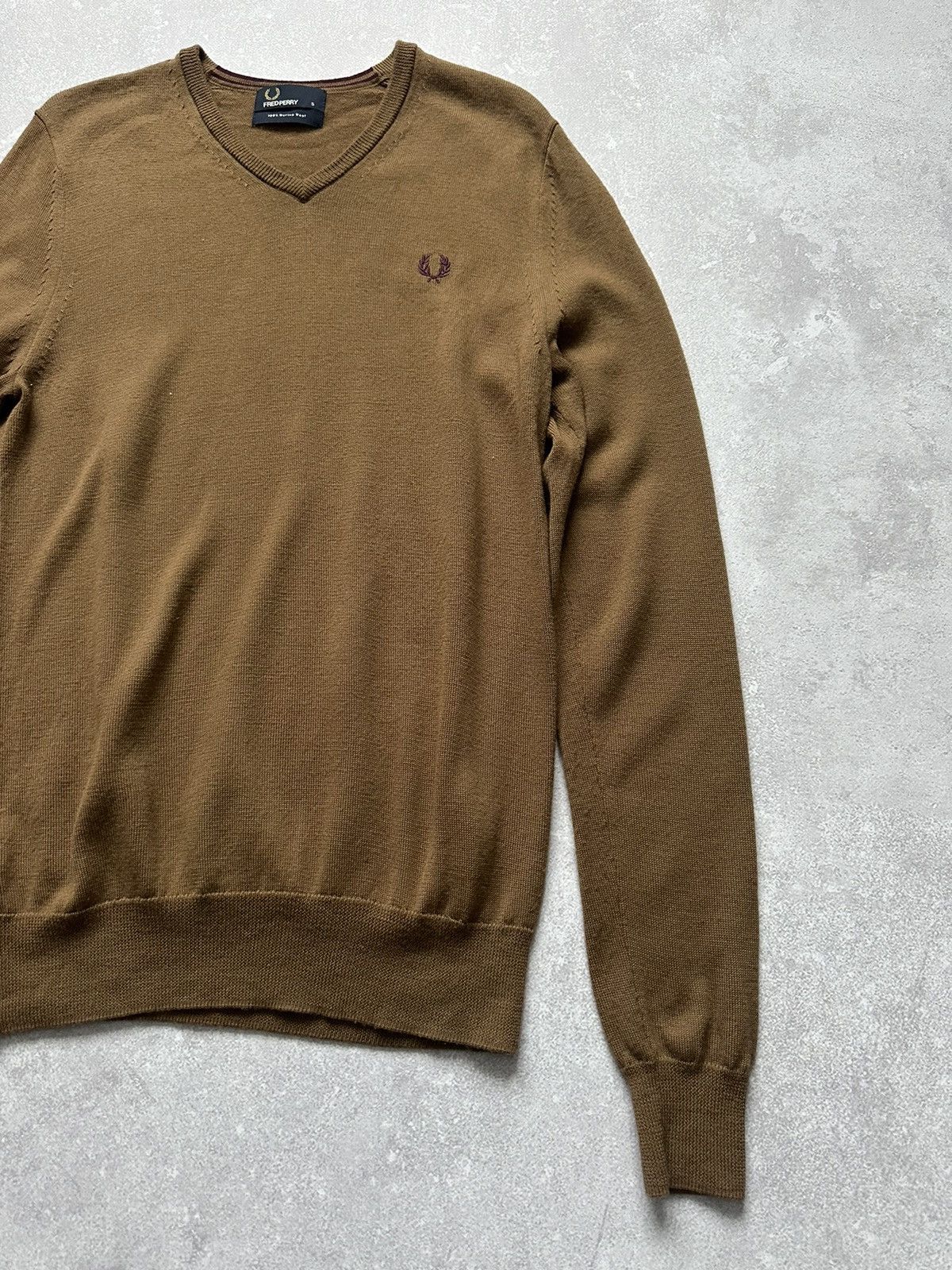 Fred Perry × Vintage Sweater V-neck Fred Perry Merino Wool size S Size US S / EU 44-46 / 1 - 2 Thumbnail