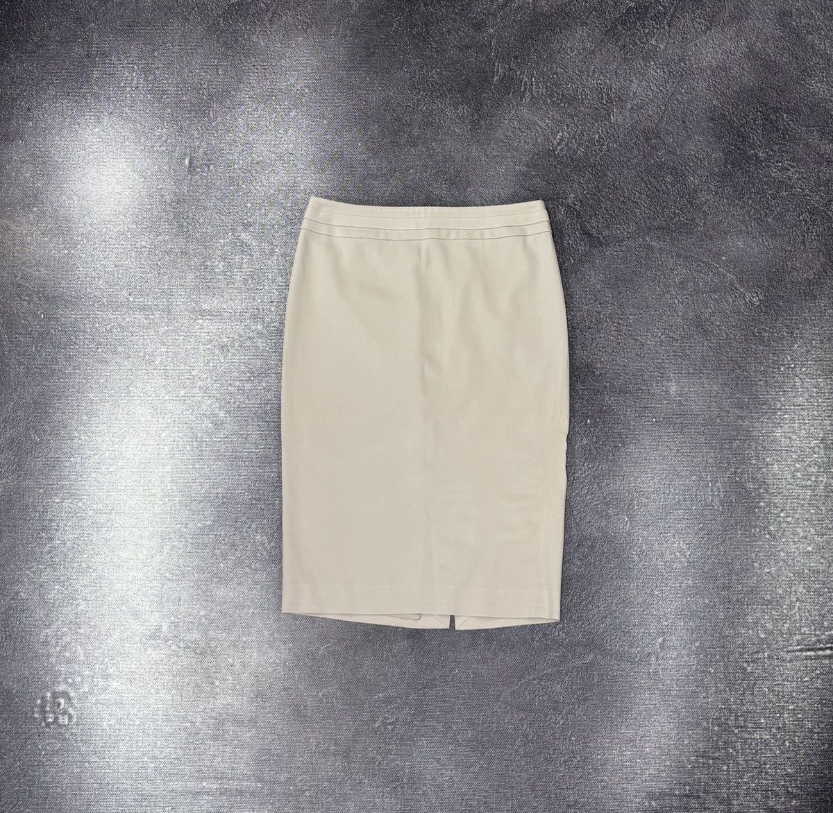Gucci Gucci Vintage Beige Wool Blend Pencil Skirt Size 26" / US 2 / IT 38 - 2 Thumbnail