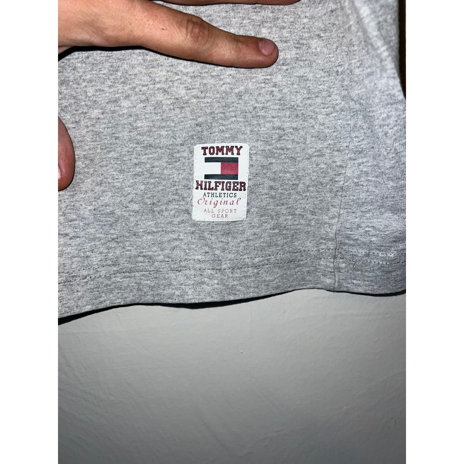 Tommy Hilfiger Womens Tommy Hilfiger Gray Top Shirt Tee Women 90s Y2K M Size M / US 6-8 / IT 42-44 - 5 Thumbnail
