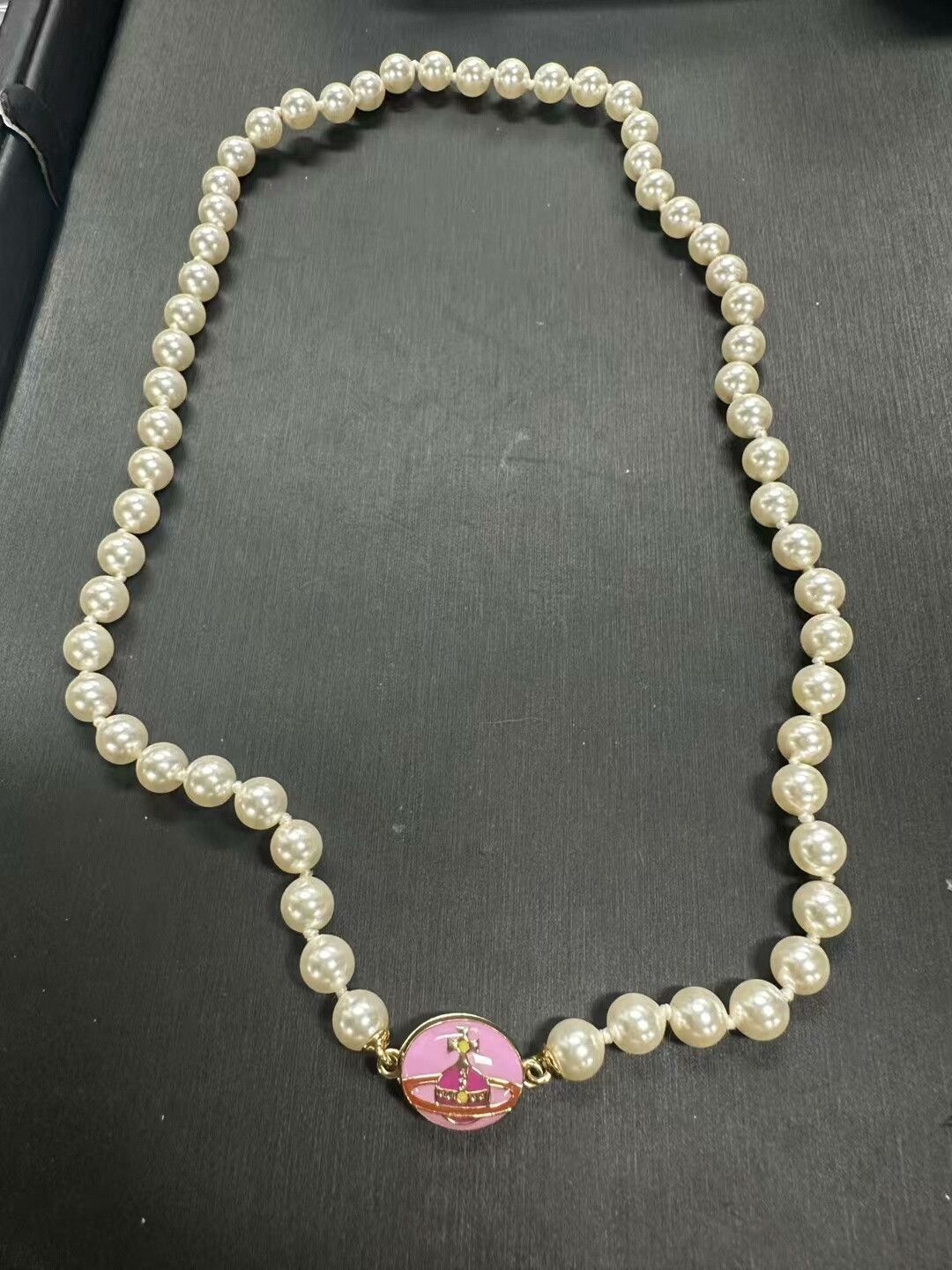 Vivienne Westwood Vivienne Westwood Saturn Pearl Necklace Size ONE SIZE - 1 Thumbnail
